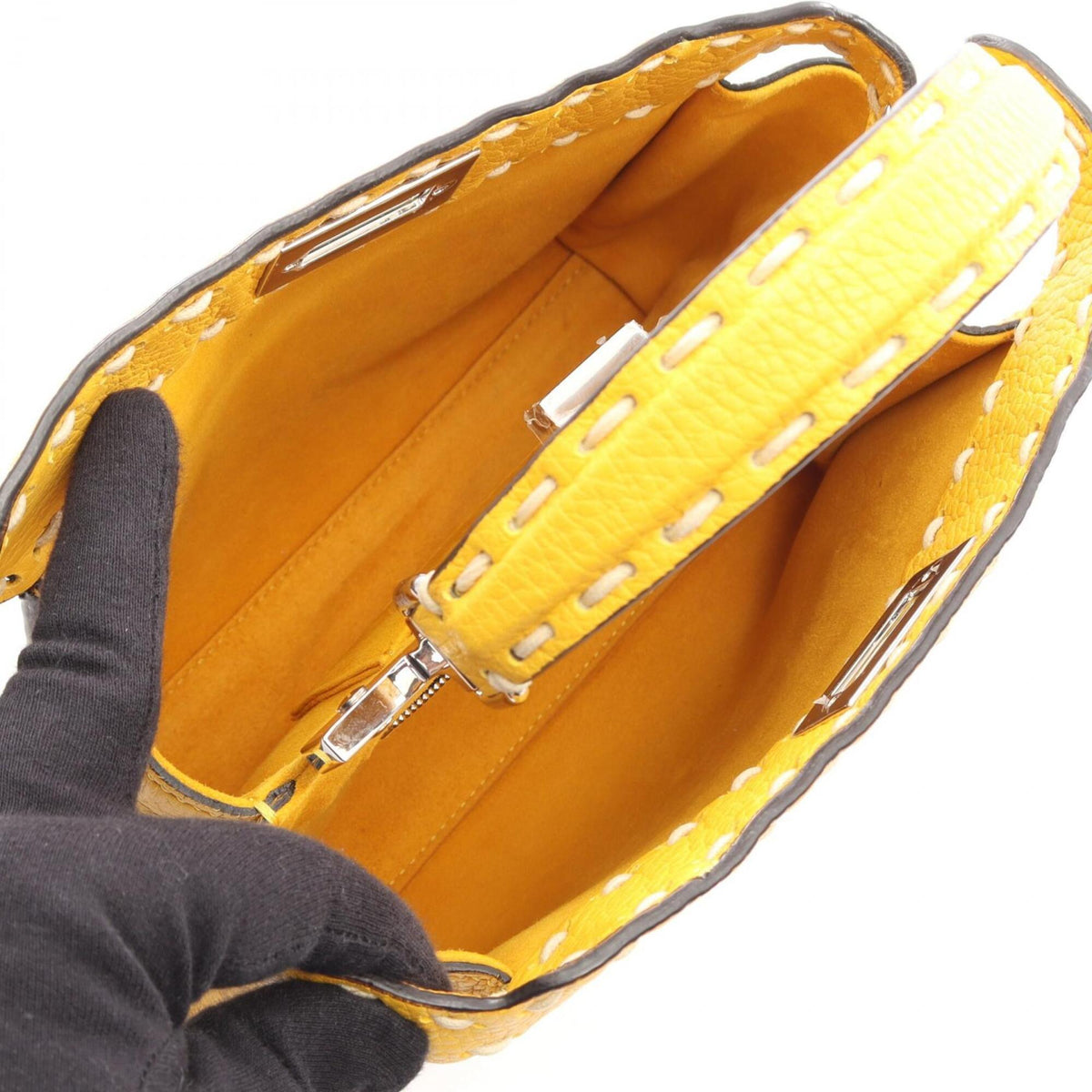 Fendi Selleria Yellow Leather Handbag (Pre-Owned)