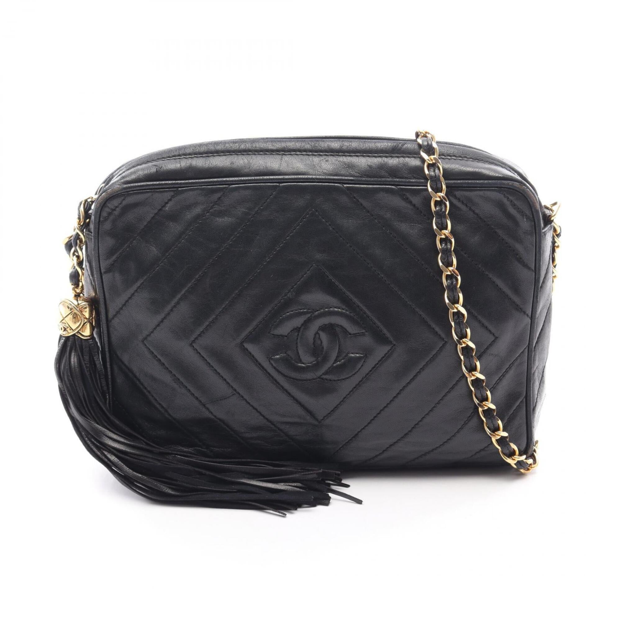 Chanel Black Leather Handbag Shoulder Bag (Pre-Owned)