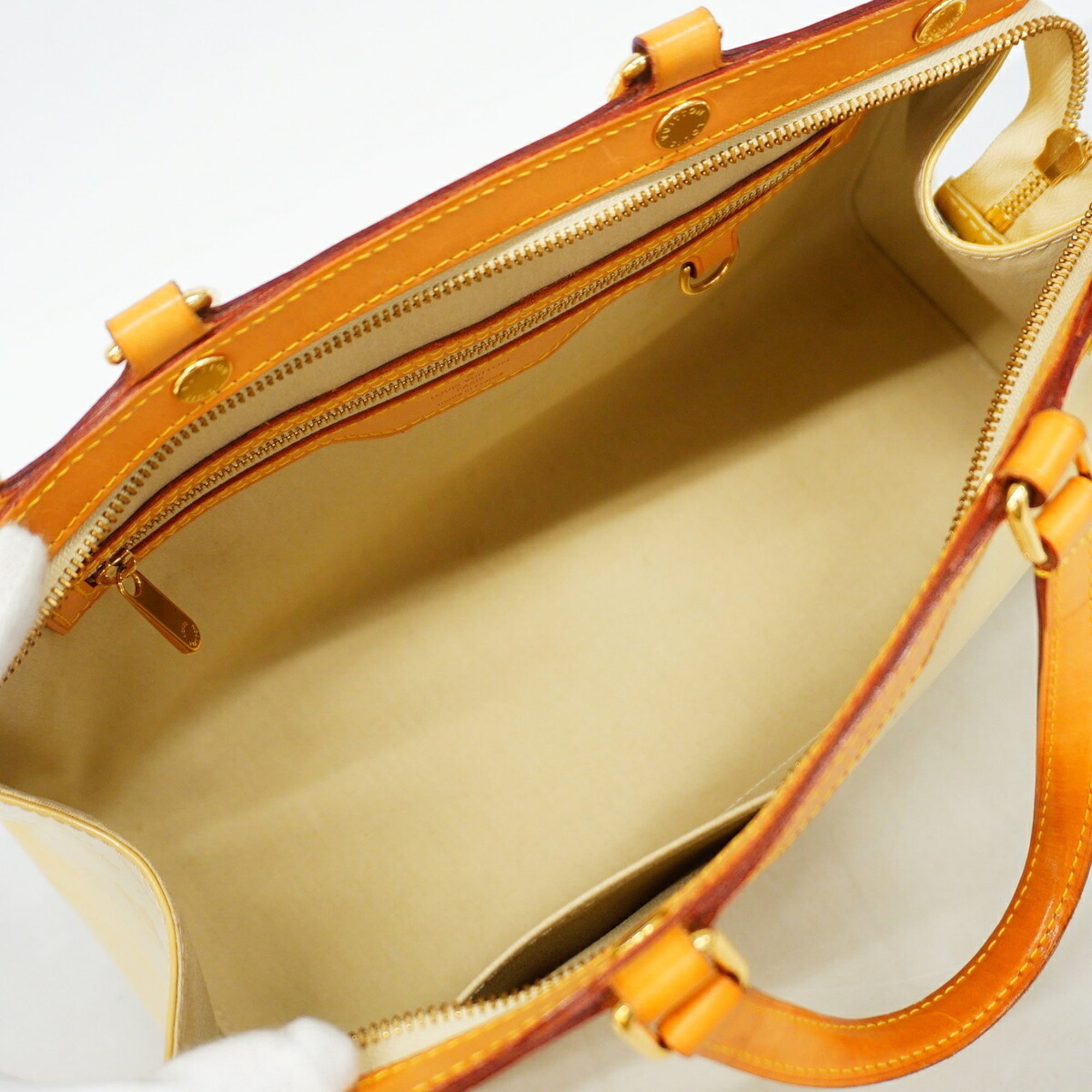Louis Vuitton Blanc Corail Handbag (Pre-Owned)