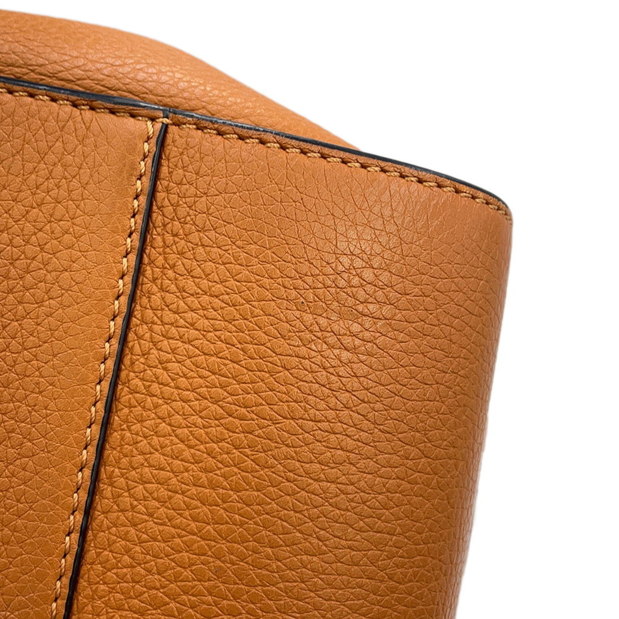 Loewe Brown Light Camel Leather Handbag (Pre-Owned)