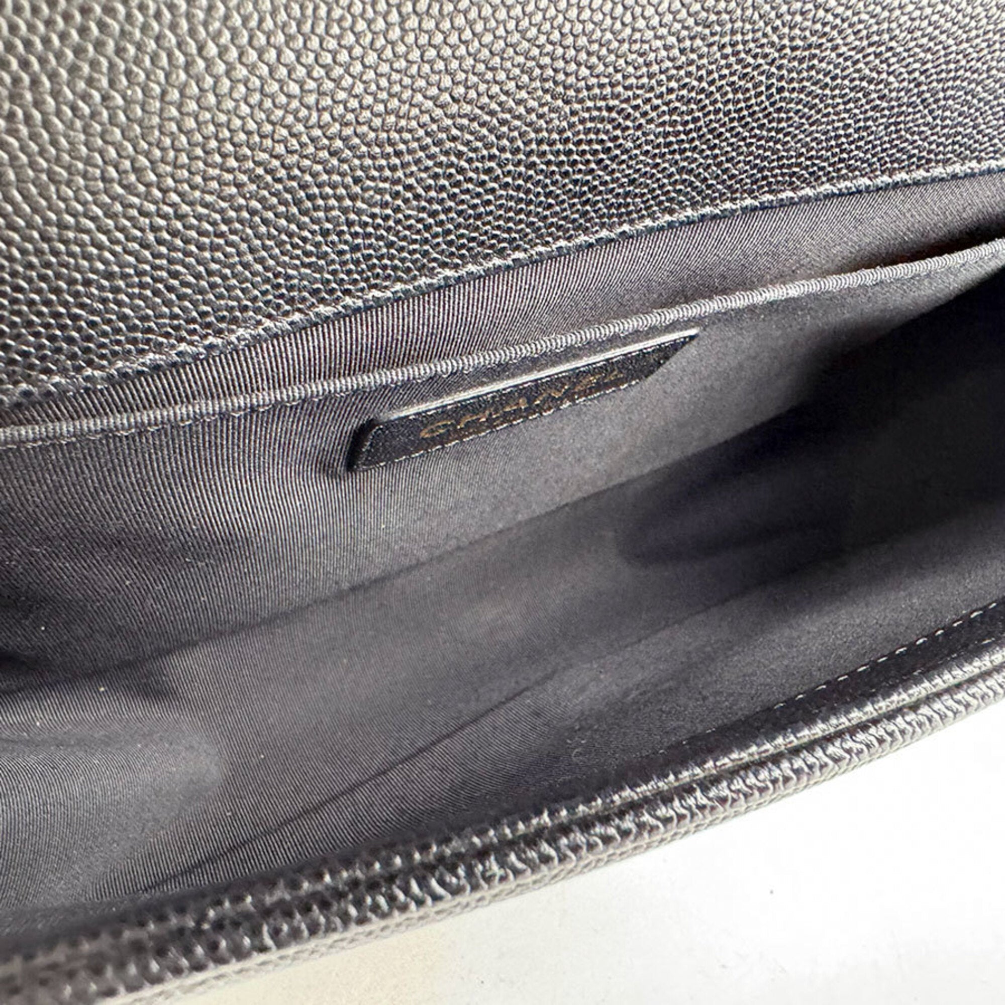 Chanel Black Grained Calfskin Shoulder Bag (Pre-Owned)
