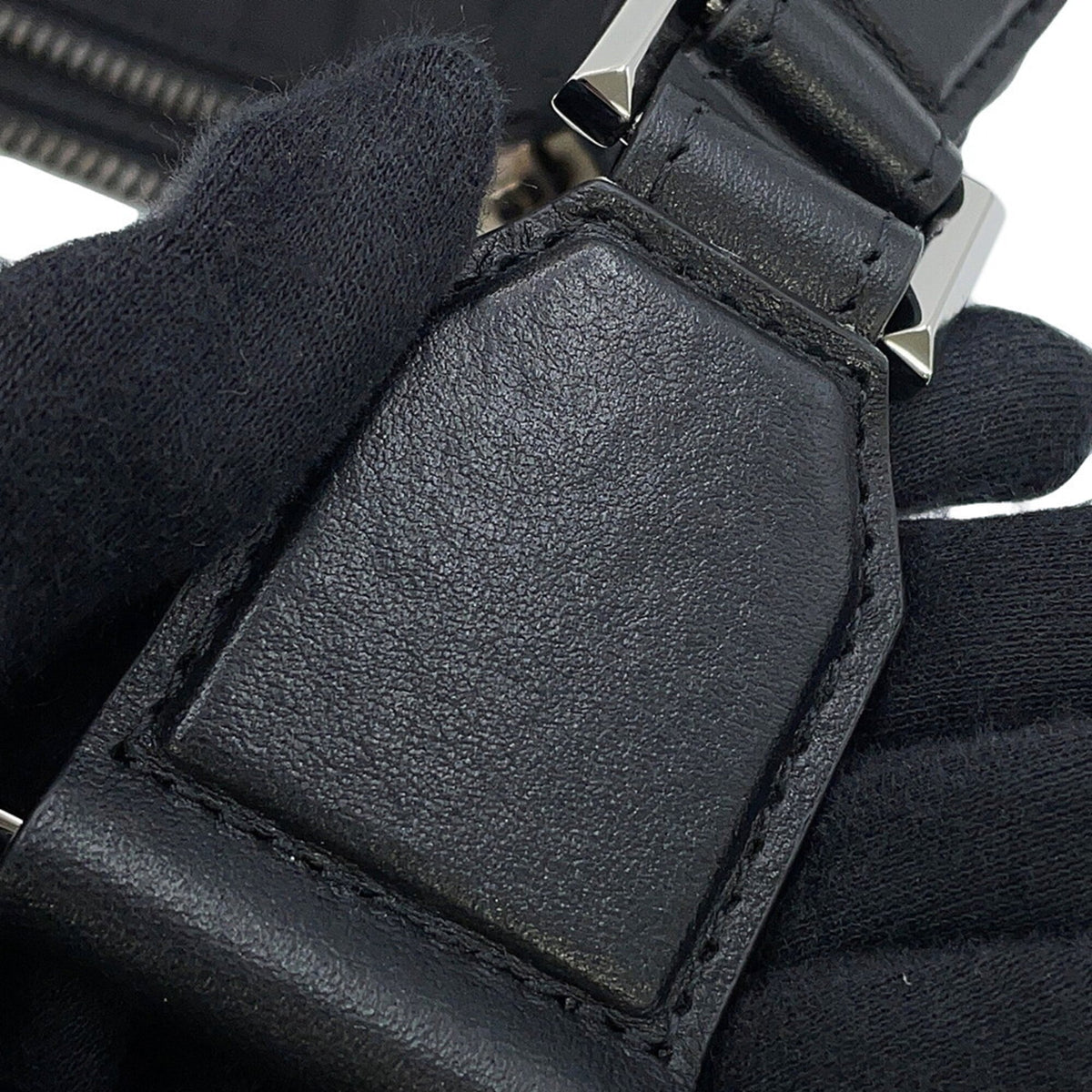 Jimmy Choo Black Nylon Shoulder Bag (Pre-Owned)