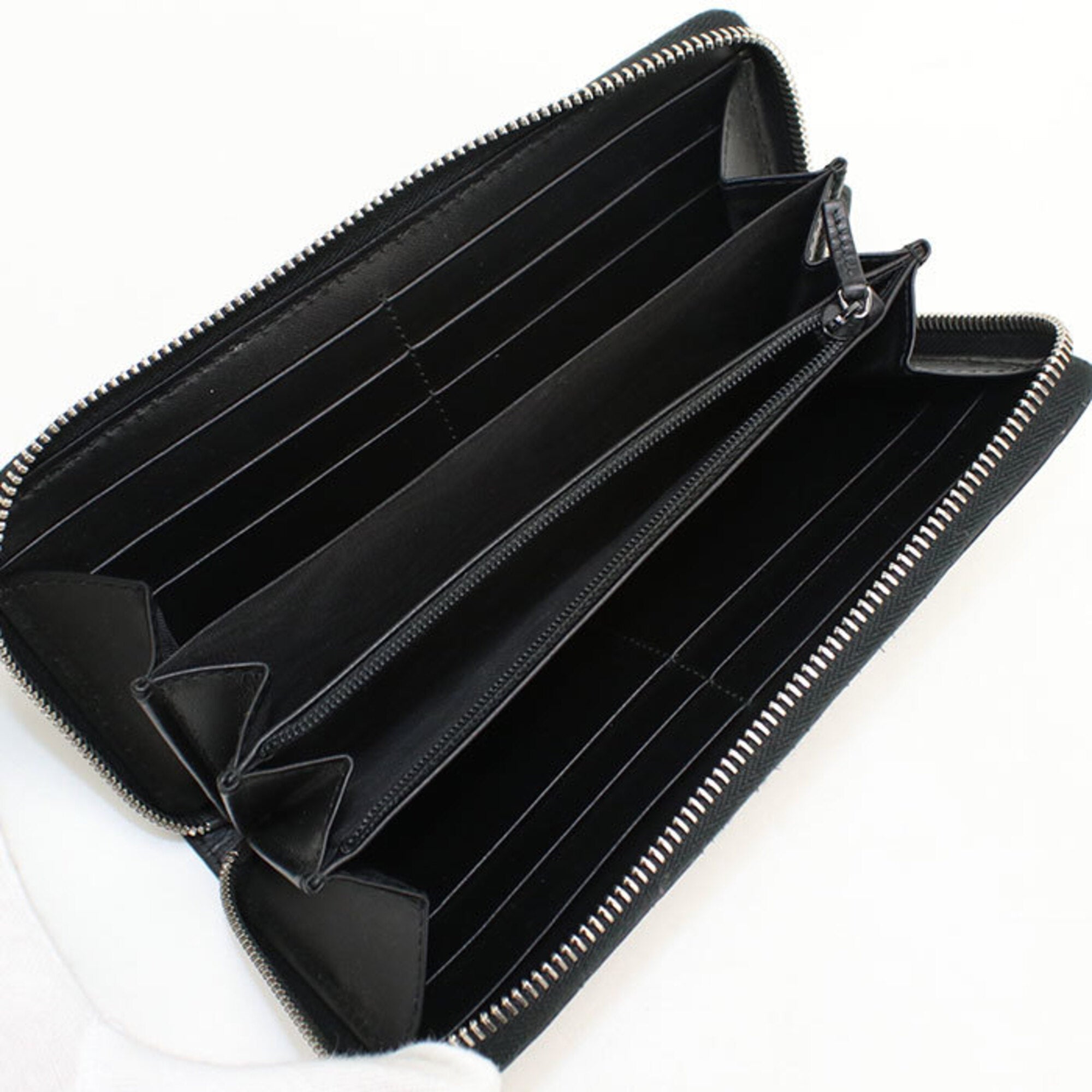Gucci Black Leather Long Wallet (Bi-Fold) (Pre-Owned)