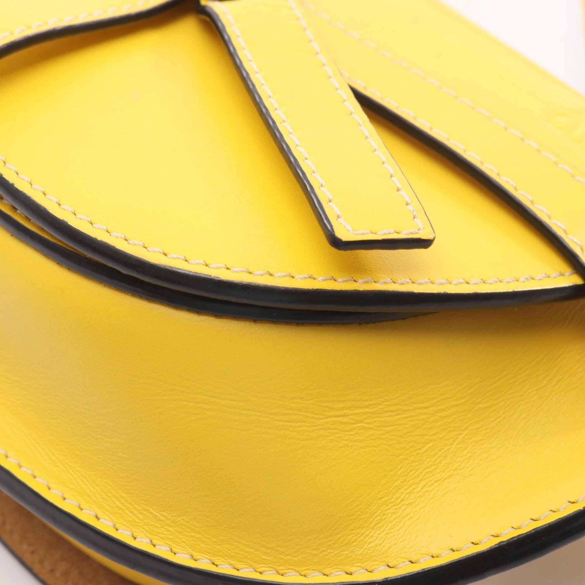 Loewe Yellow Leather Fanny Pack Handbag Sling Bag (Pre-Owned)