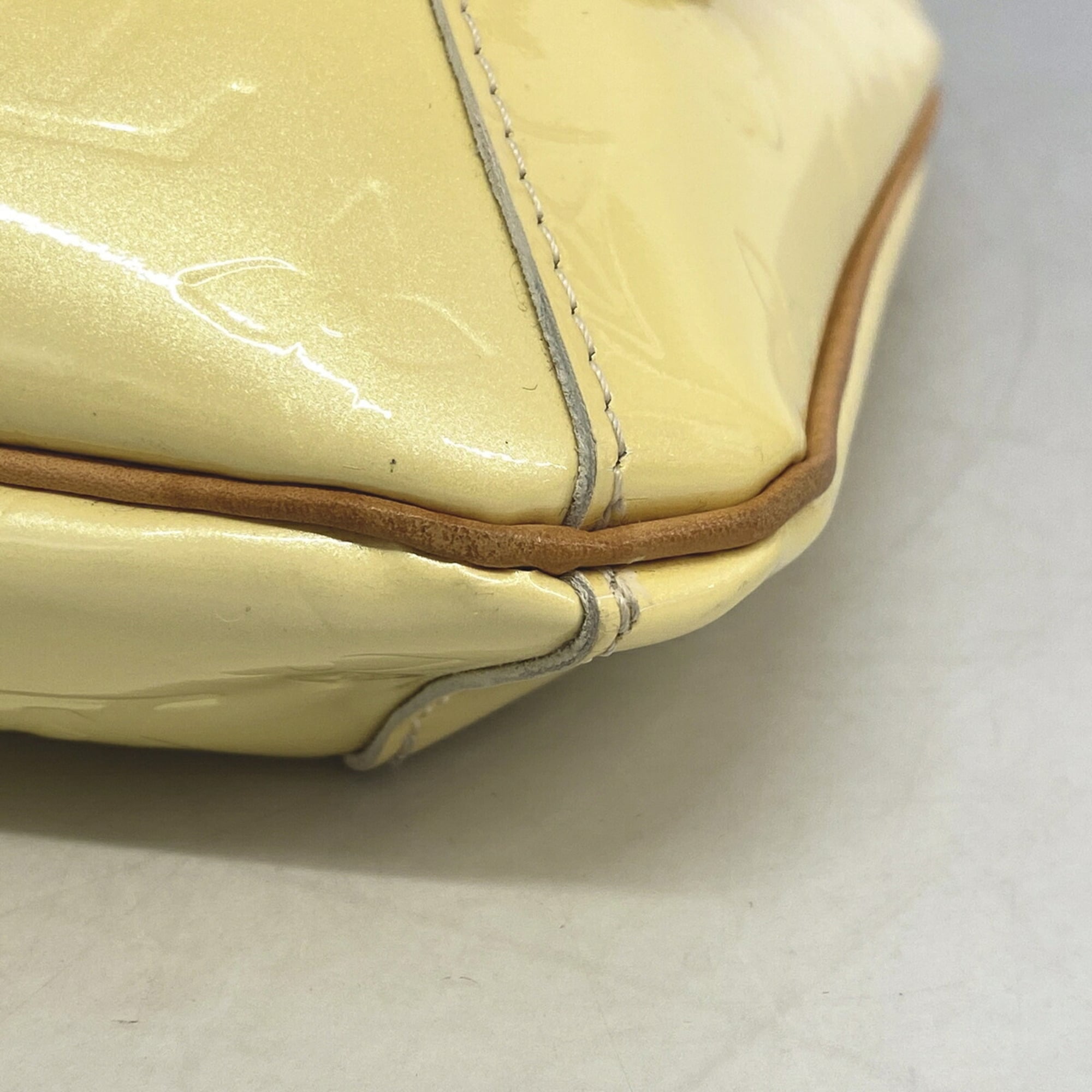 Louis Vuitton Pearl Shoulder Bag (Pre-Owned)