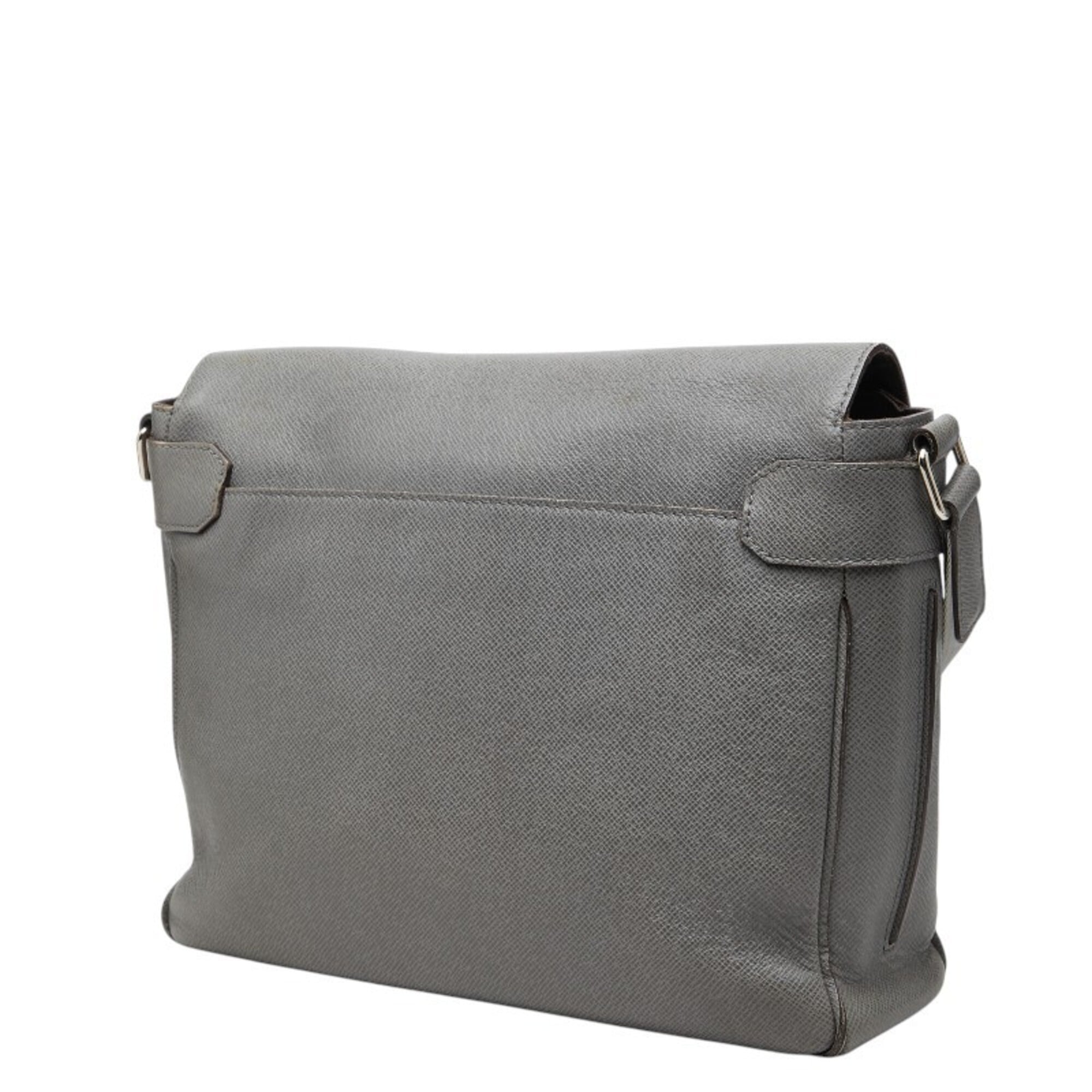 Louis Vuitton Glacier Gray Leather Shoulder Bag (Pre-Owned)
