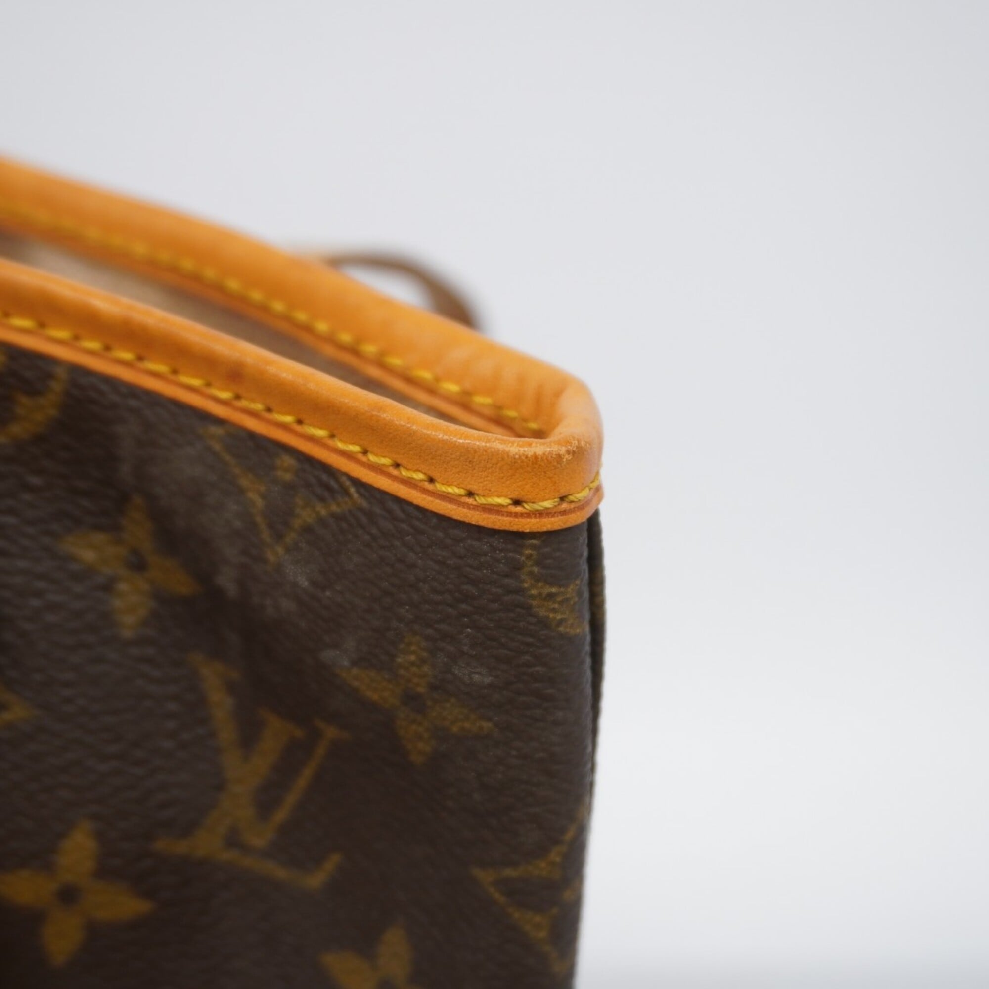 Louis Vuitton Brown Tote Bag (Pre-Owned)