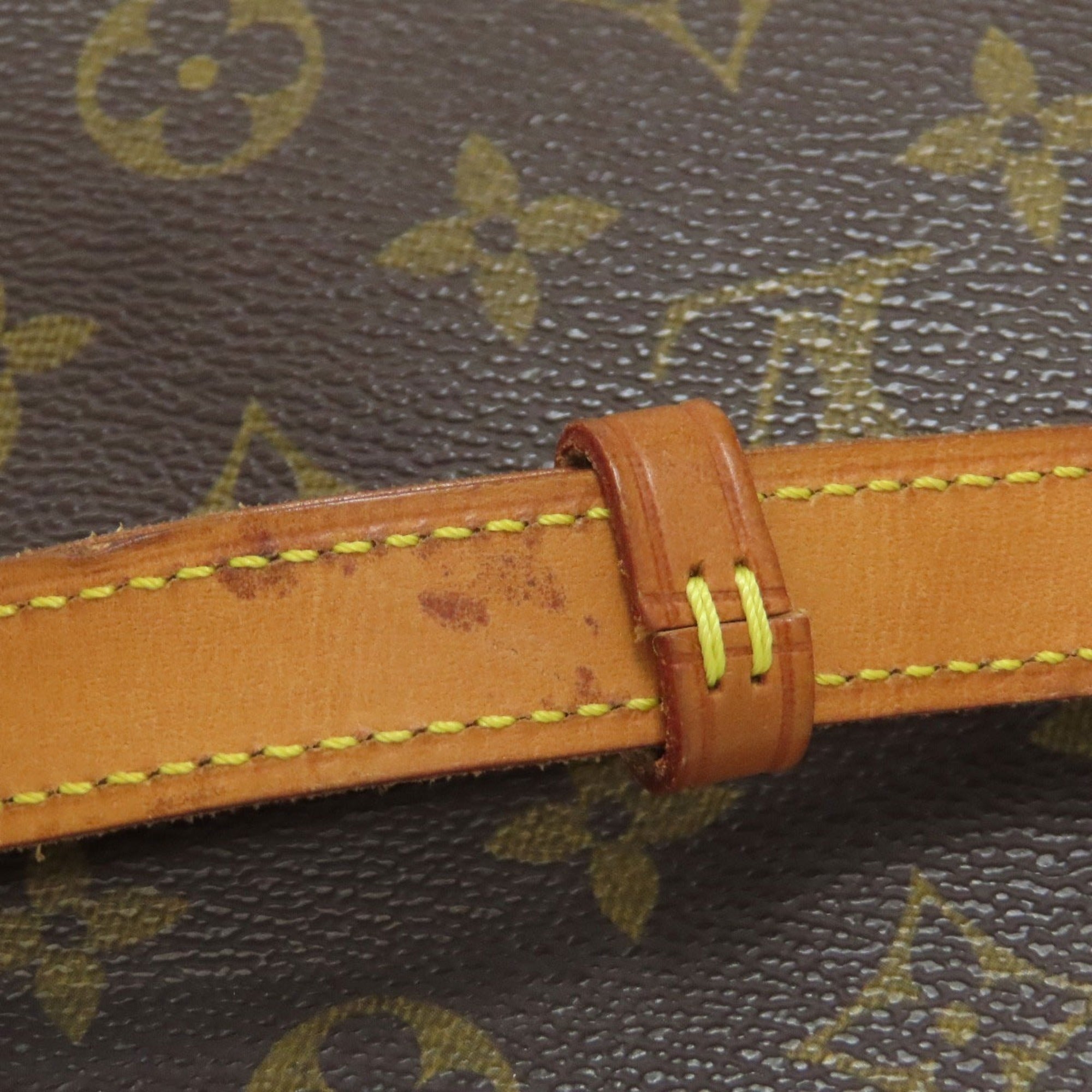 Louis Vuitton Brown Monogram Monogram Canvas Shoulder Bag (Pre-Owned)