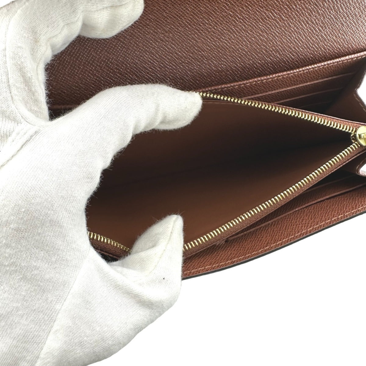 Louis Vuitton Brown Monogram Monogram Wallet (Bi-Fold) (Pre-Owned)
