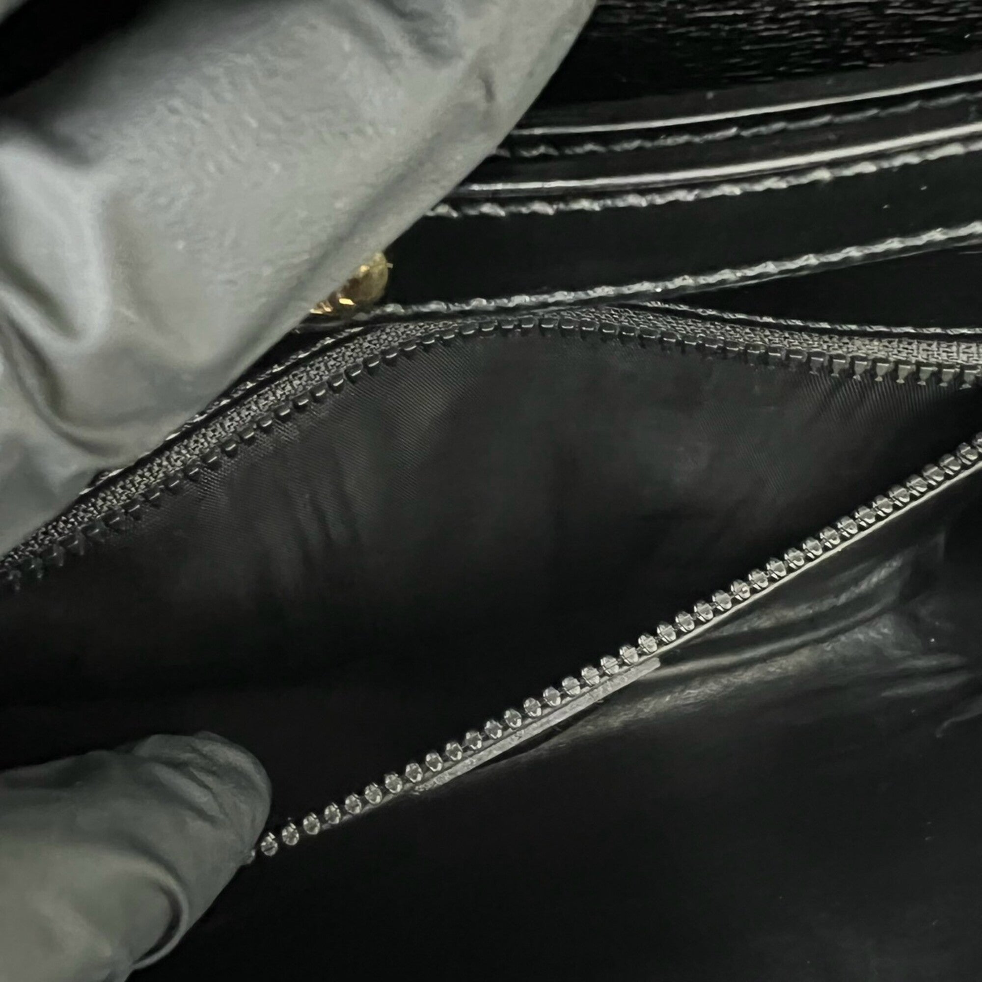 Celine Black Leather Pochette Shoulder Bag (Pre-Owned)