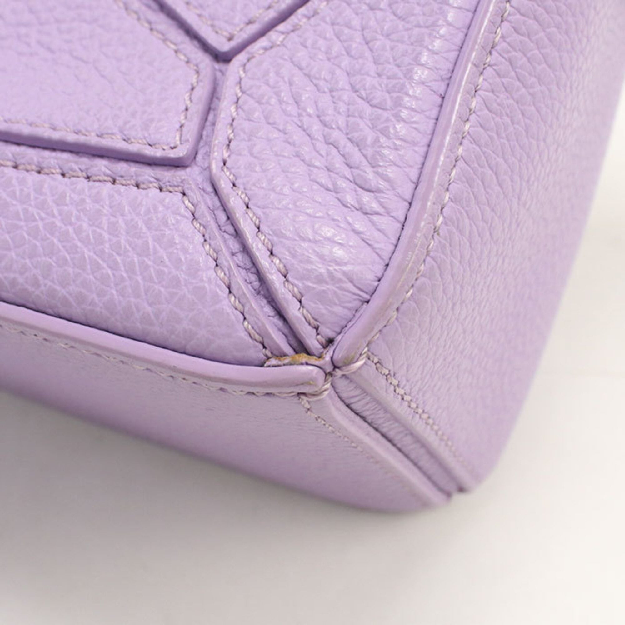 Loewe Purple Leather Handbag (Pre-Owned)