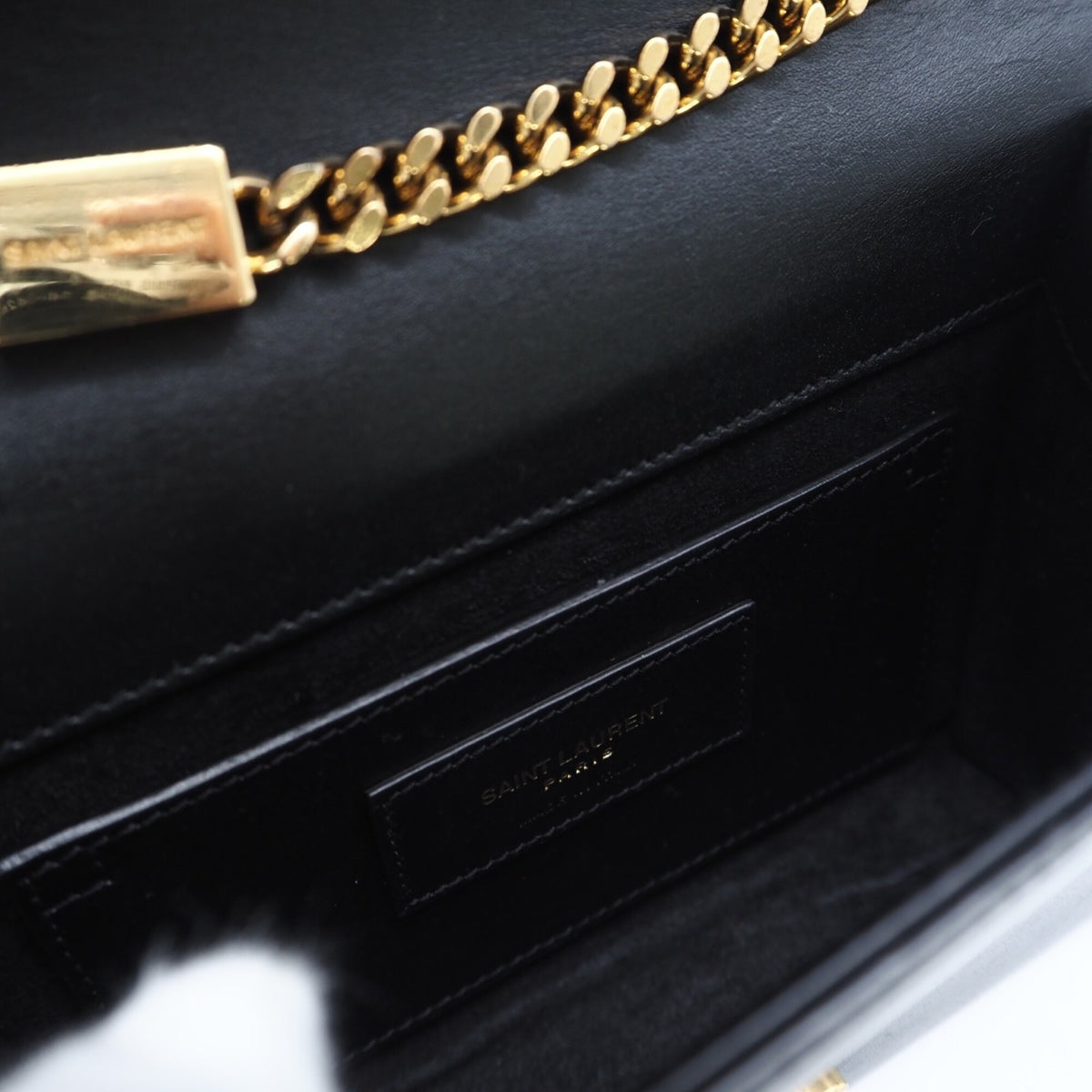 Yves Saint Laurent Black Leather Shoulder Bag (Pre-Owned)