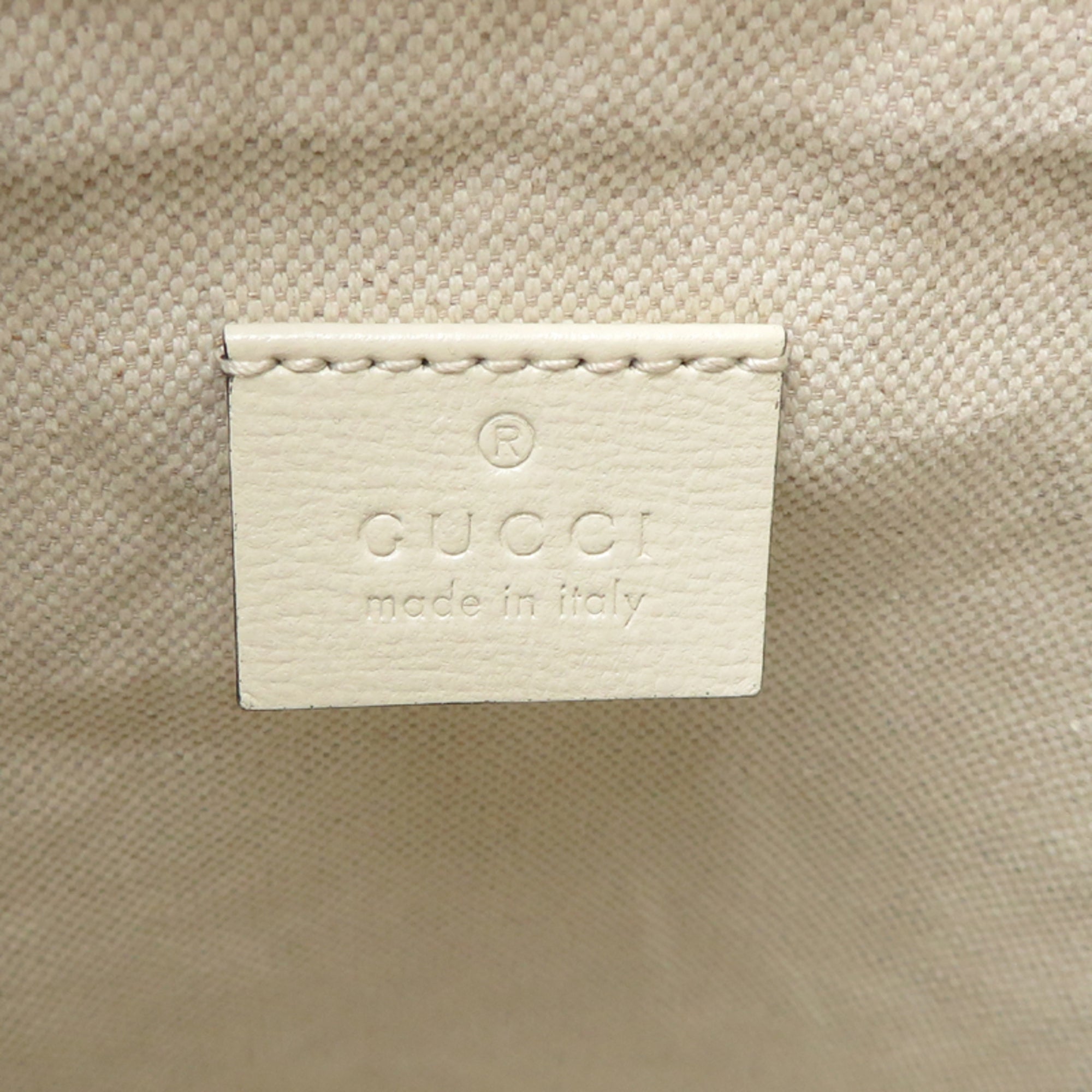 Gucci White Gg Supreme Handbag (Pre-Owned)