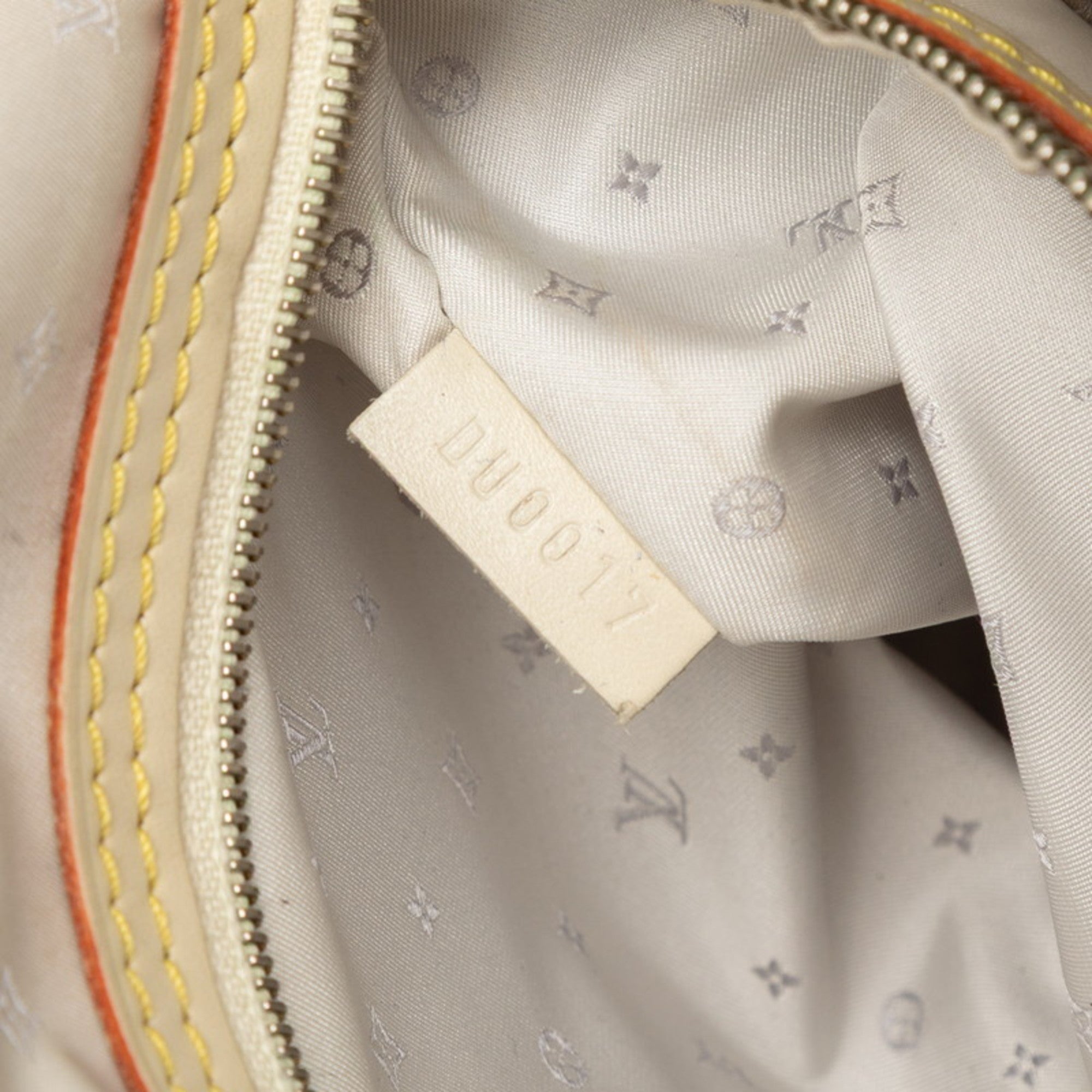 Louis Vuitton Beige Ivory Leather Handbag (Pre-Owned)