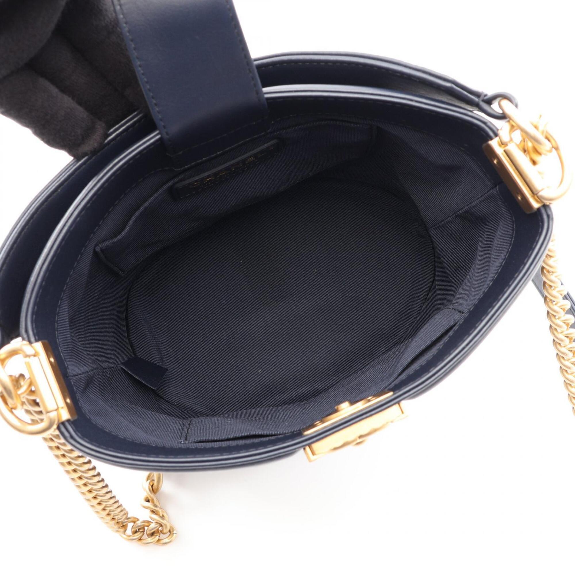 Chanel Navy Leather Handbag Shoulder Bag (Pre-Owned)