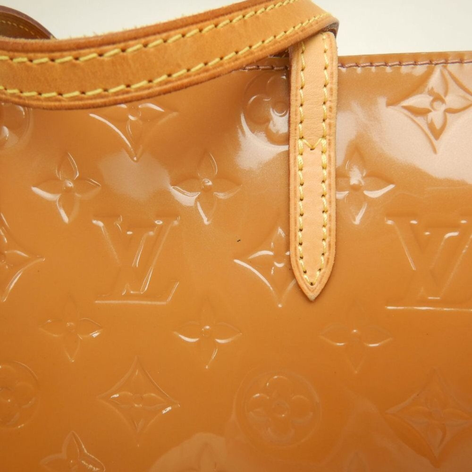 Louis Vuitton Monogram Vernis Rose Velours Monogram Vernis Handbag (Pre-Owned)