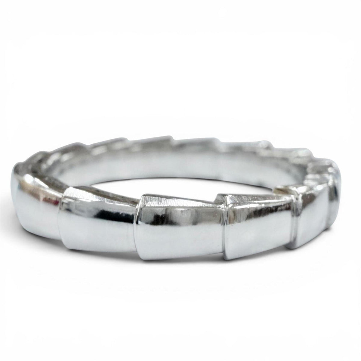 Bvlgari White Gold White Gold (18K) Band Ring (Pre-Owned)