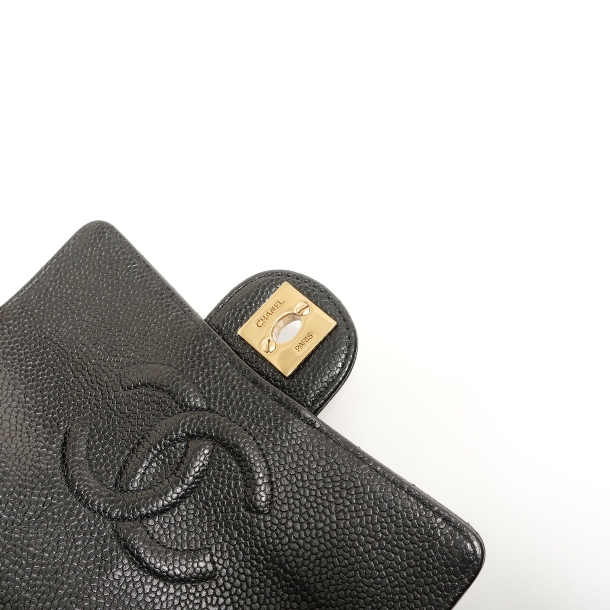 Chanel Black Grained Calfskin Shoulder Bag (Pre-Owned)