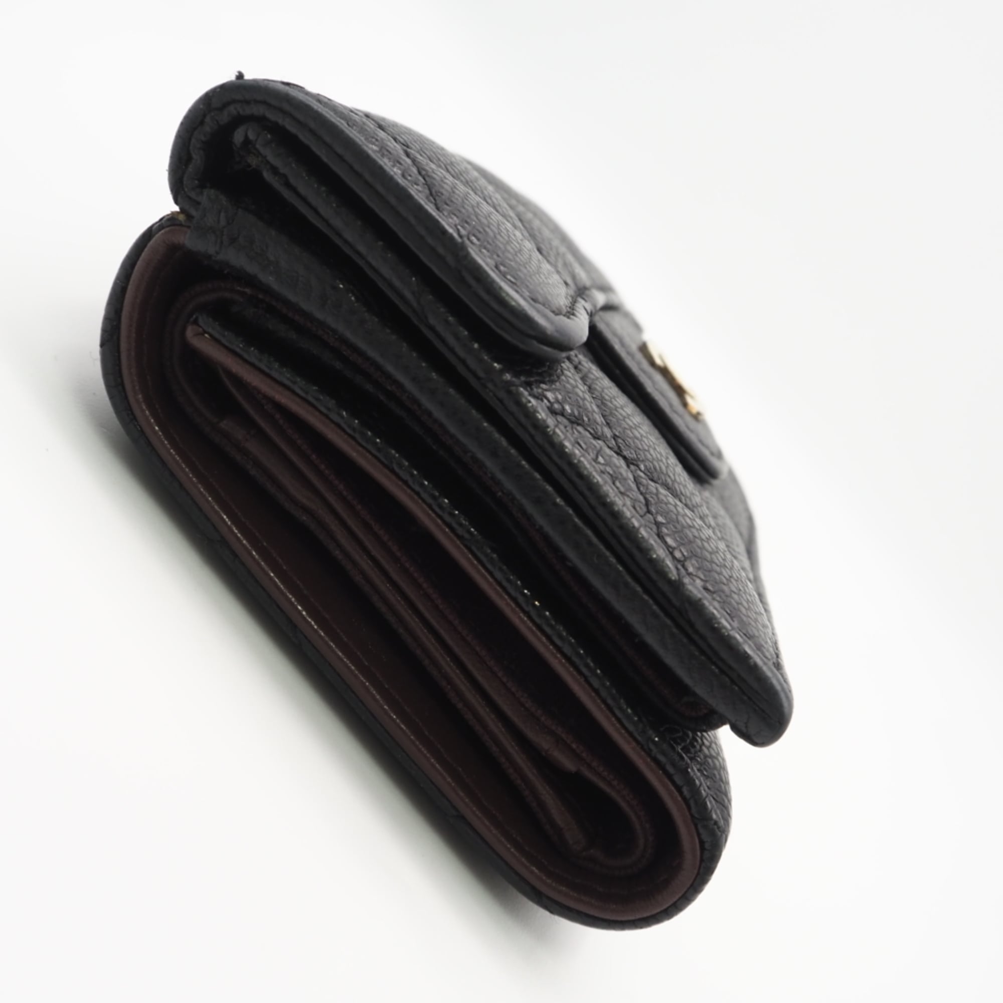 Chanel Black Grained Calfskin Wallet (Tri-Fold) (Pre-Owned)