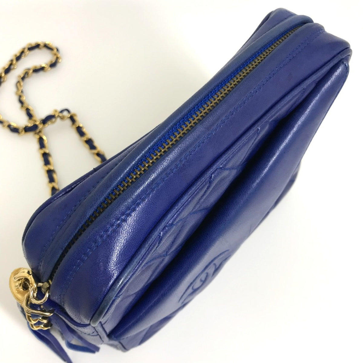 Chanel Blue Leather Shoulder Bag (Pre-Owned)