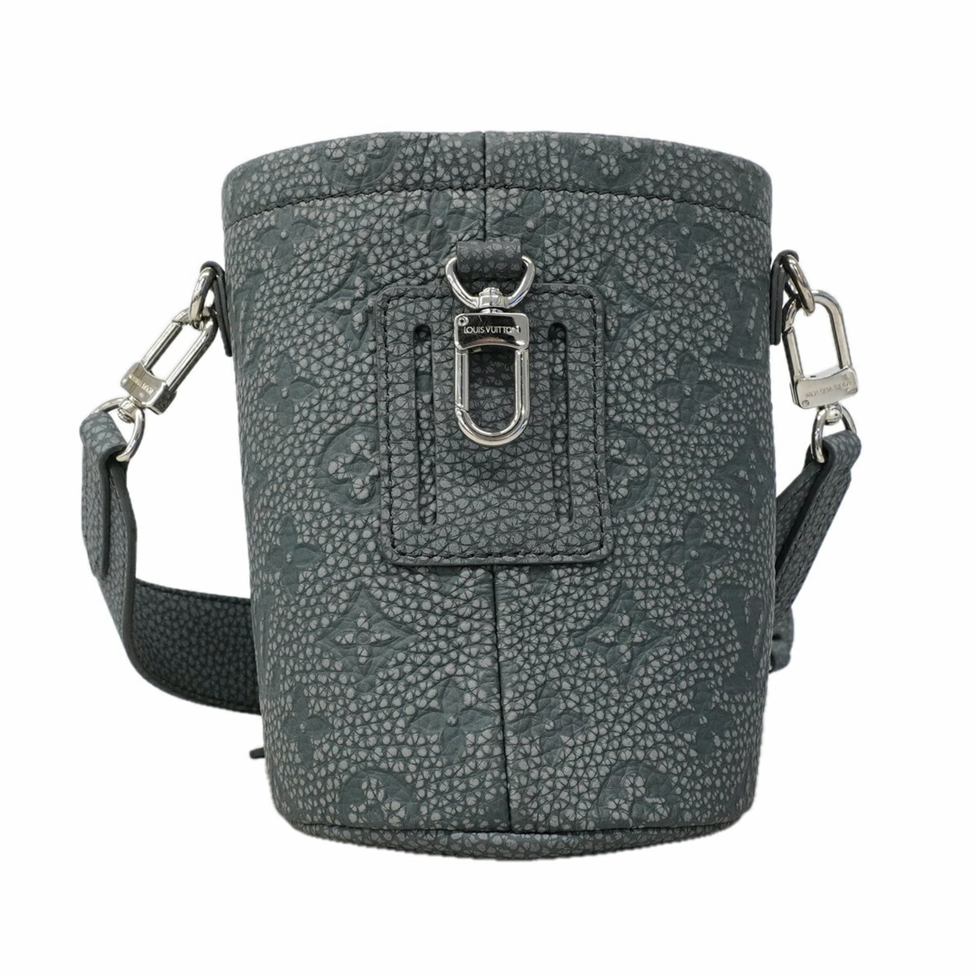 Louis Vuitton Gray Shoulder Bag (Pre-Owned)