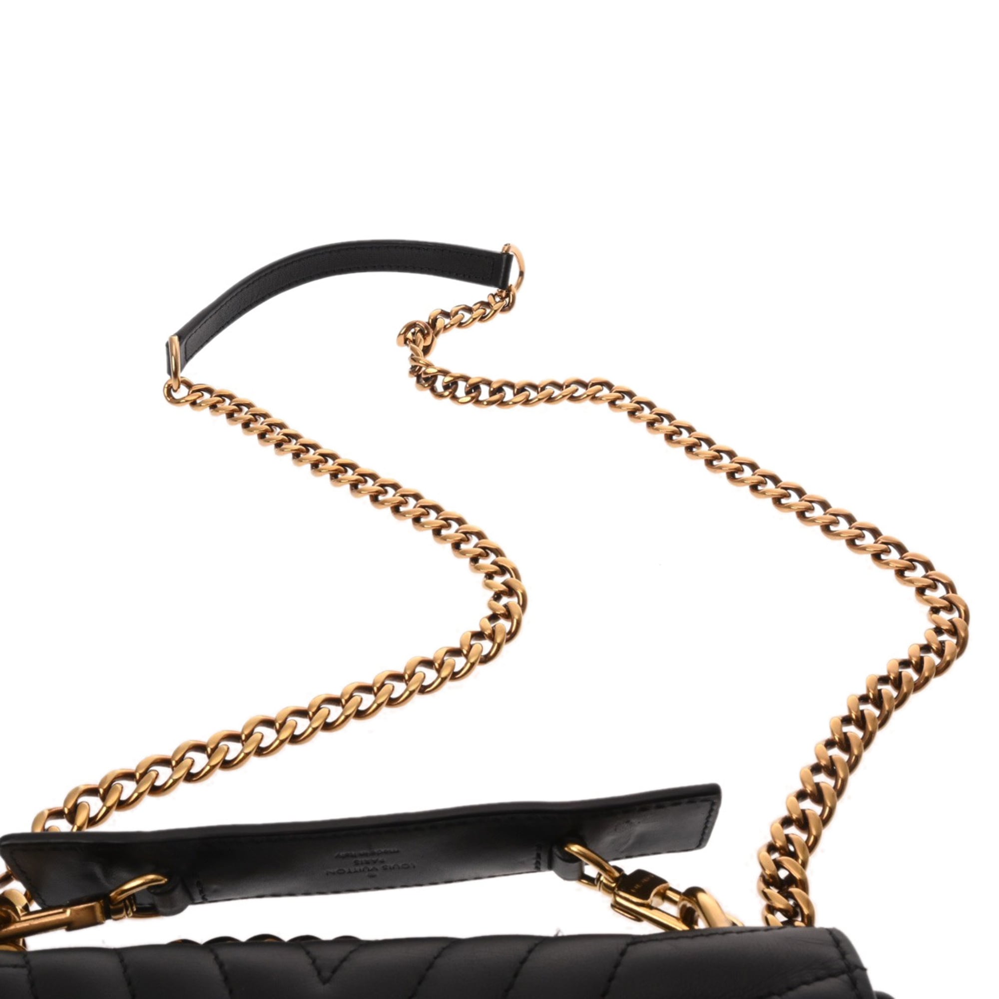 Louis Vuitton Noir Leather Shoulder Bag (Pre-Owned)