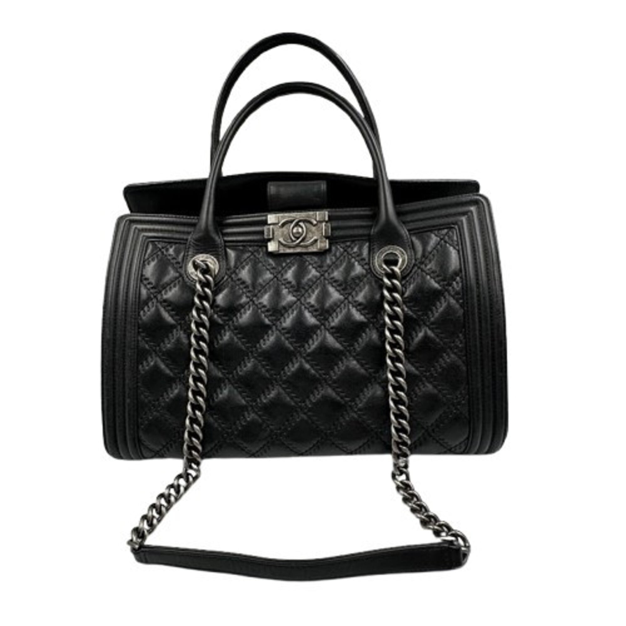 Chanel Boy Chanel Black Leather Shoulder Bag (Pre-Owned)