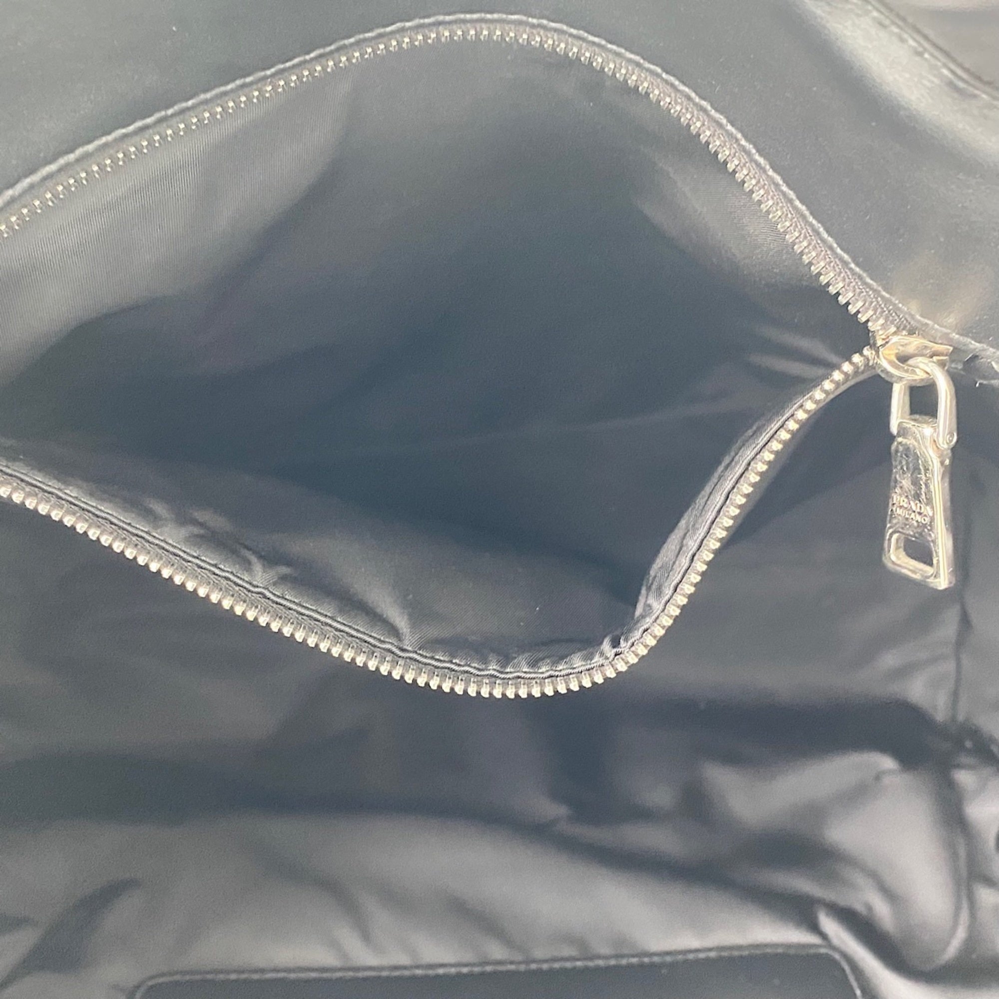 Prada Black Nylon Tote Bag (Pre-Owned)