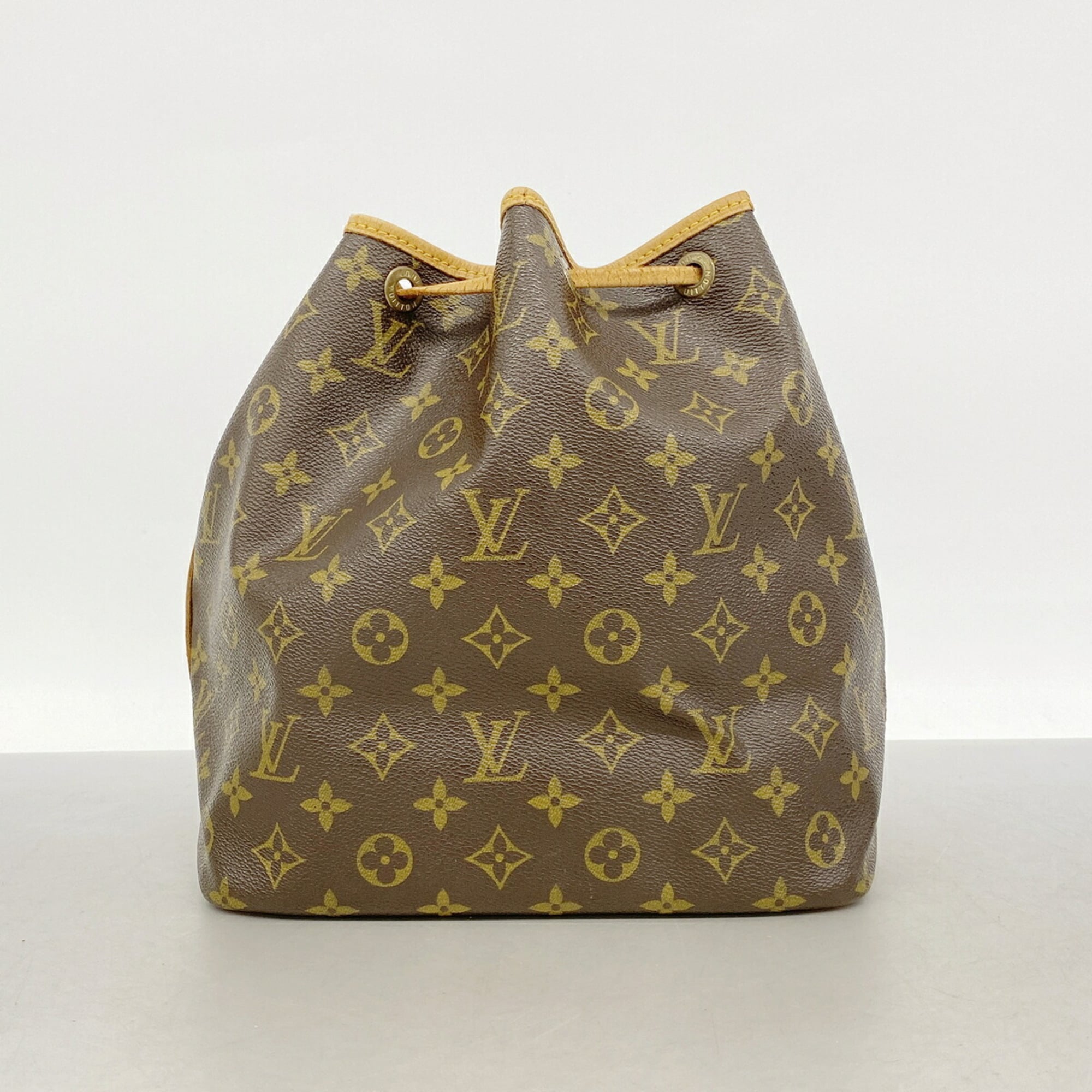 Louis Vuitton Brown Shoulder Bag (Pre-Owned)