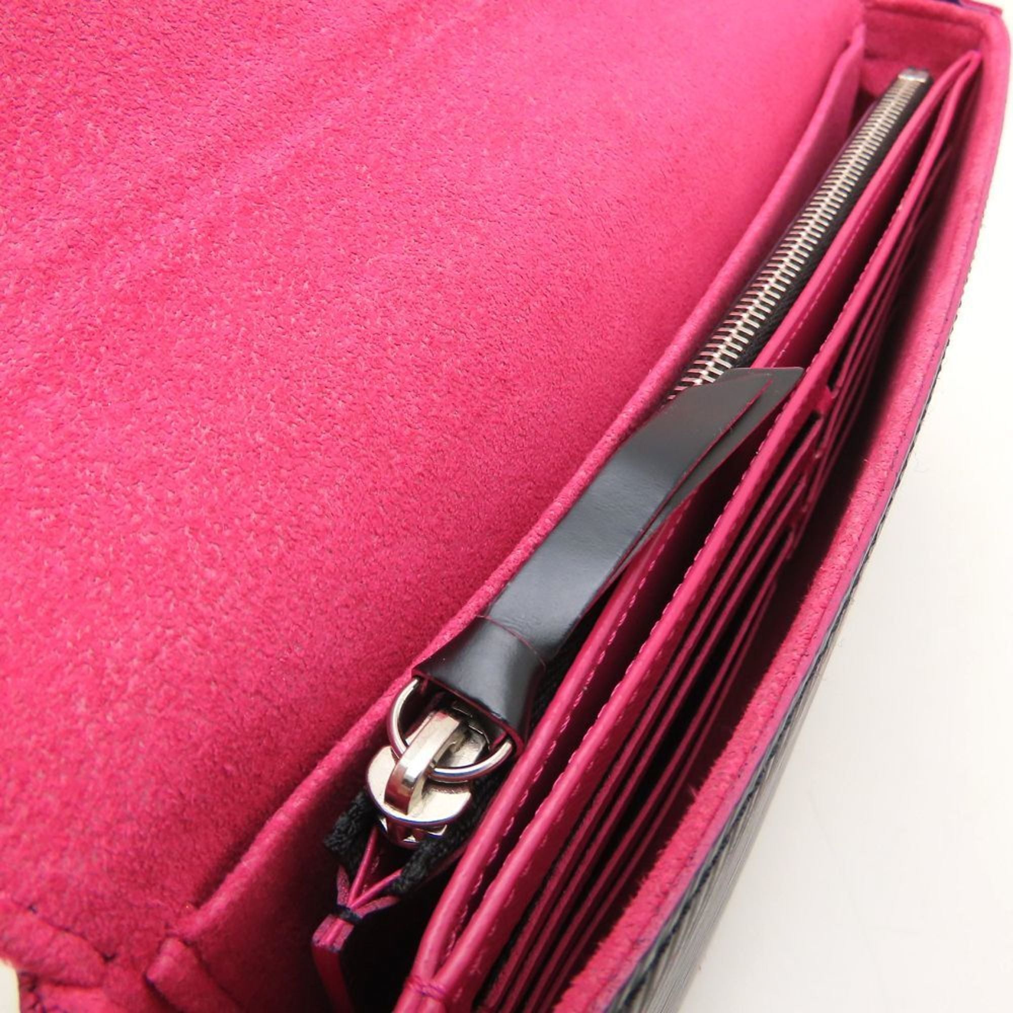 Louis Vuitton Hot Pink Noir Leather Pochette (Pre-Owned)