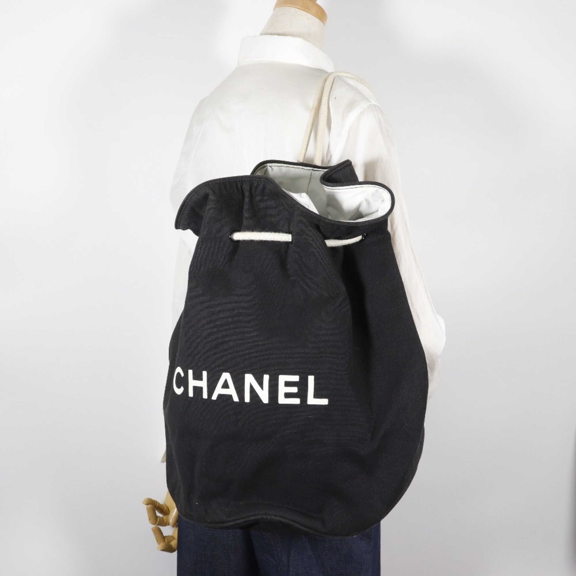 Chanel Black Cotton Shoulder Bag (Pre-Owned)