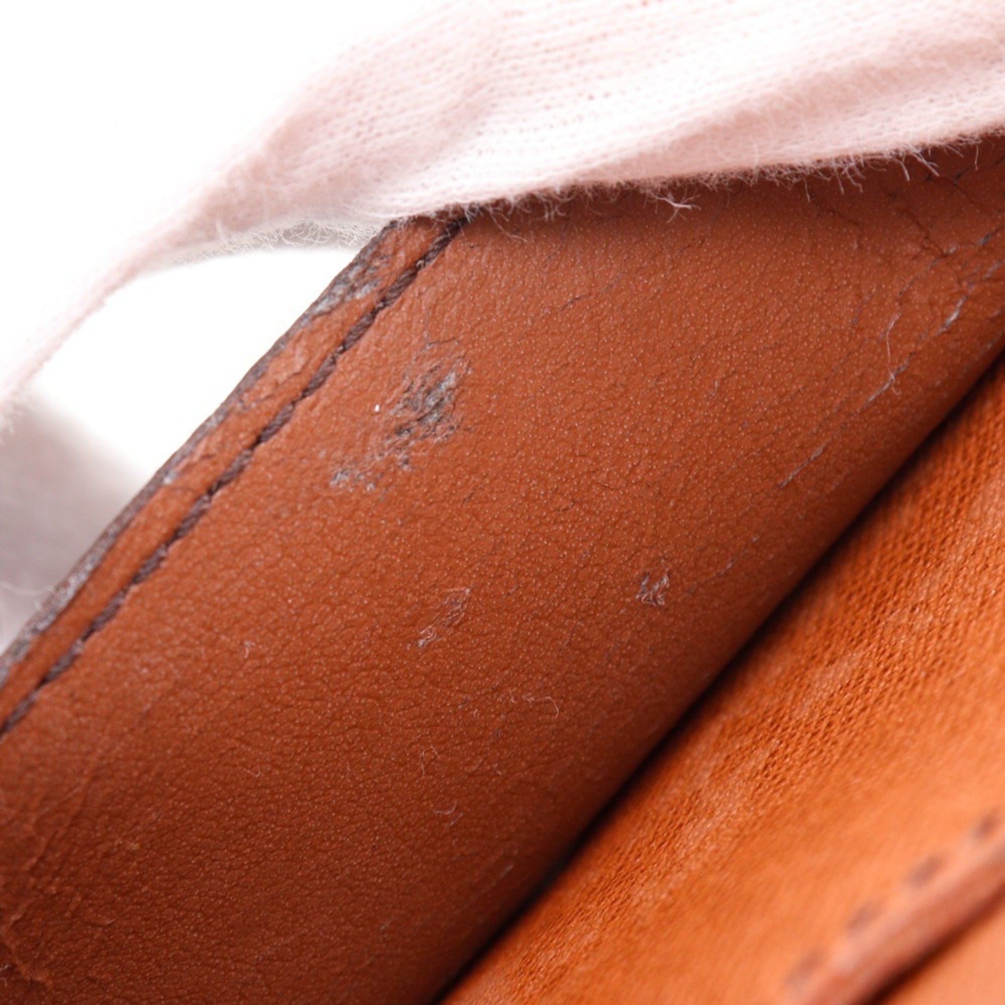Louis Vuitton Brown Monogram Canvas Shoulder Bag (Pre-Owned)