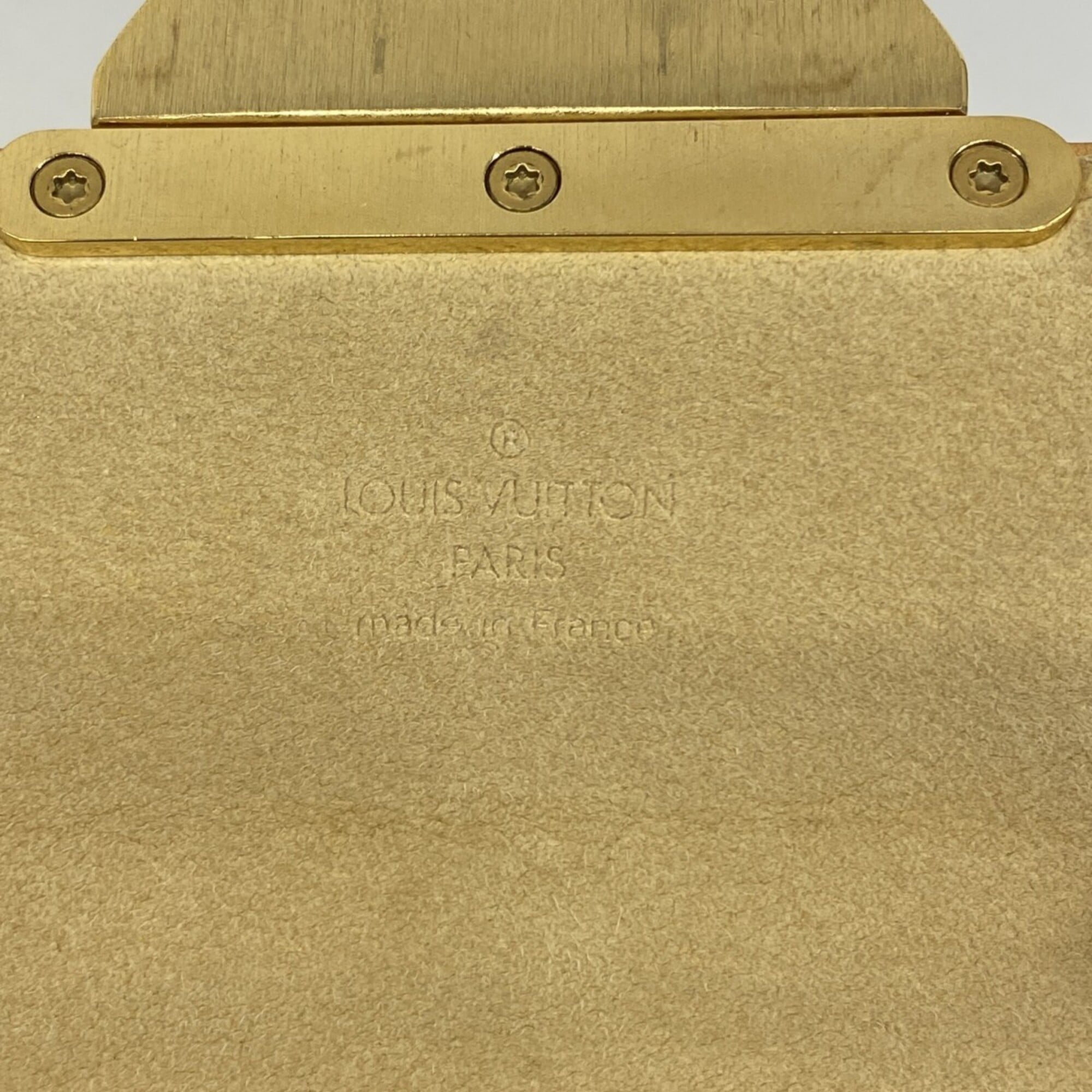 Louis Vuitton Brown Shoulder Bag (Pre-Owned)