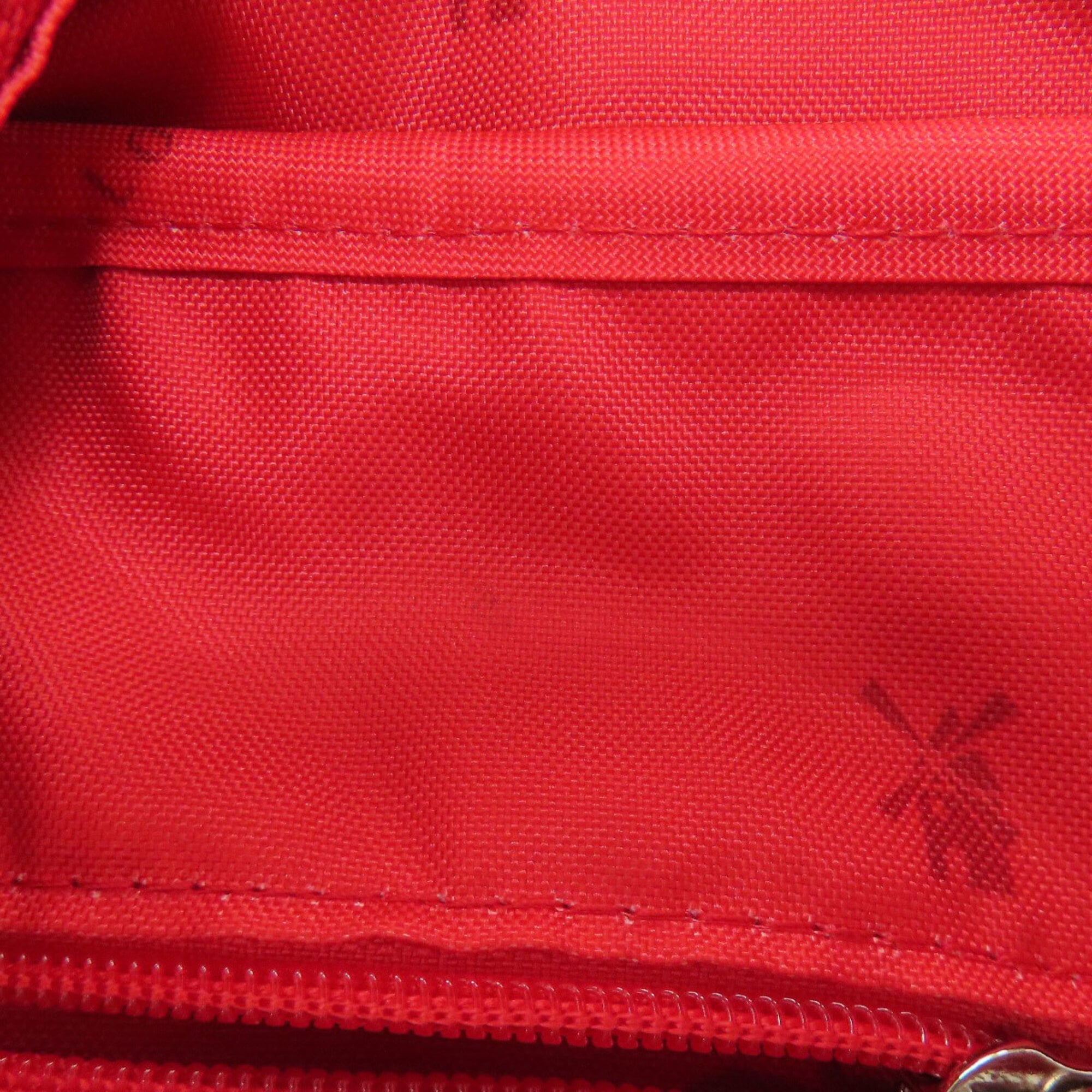 Longchamp Red Color Leather Handbag (Pre-Owned)