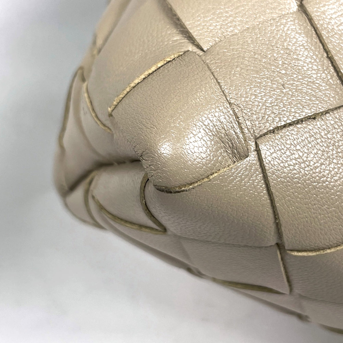 Bottega Veneta Beige Leather Shoulder Bag (Pre-Owned)