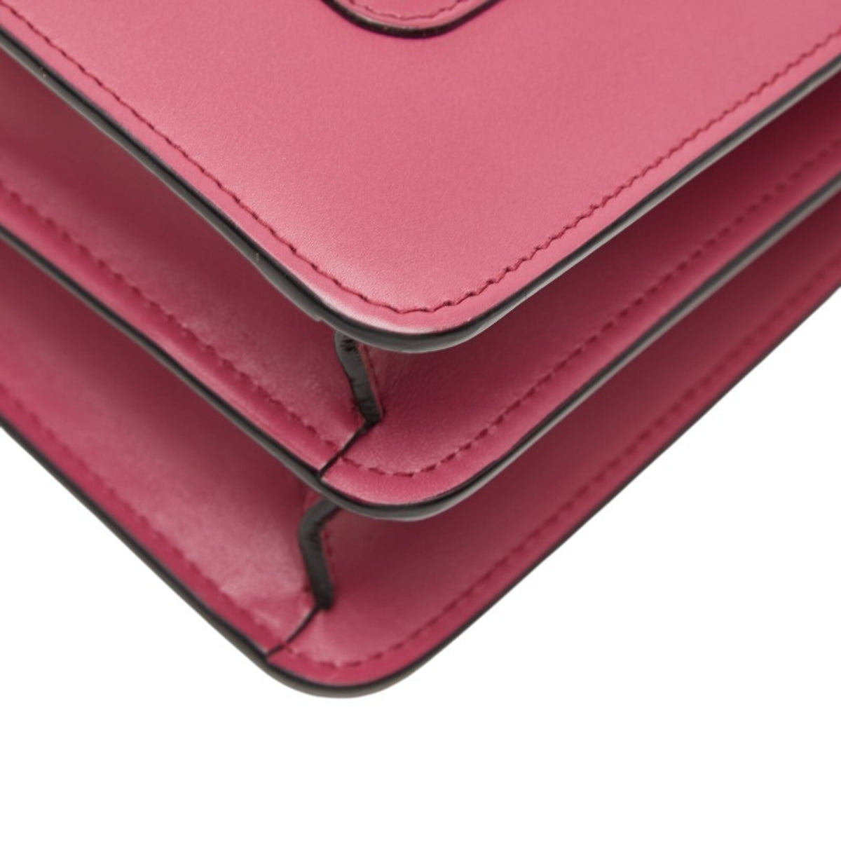 Bvlgari Pink Leather Shoulder Bag (Pre-Owned)
