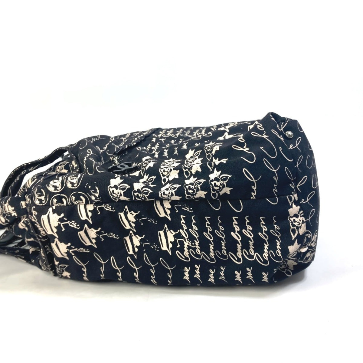 Chanel Black Cloth Tote Bag (Pre-Owned)