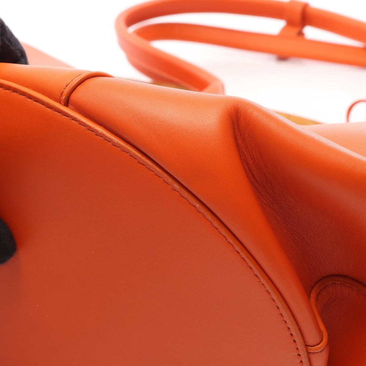 Bottega Veneta Orange Leather Basket Handbag Pouch Tote Bag (Pre-Owned)