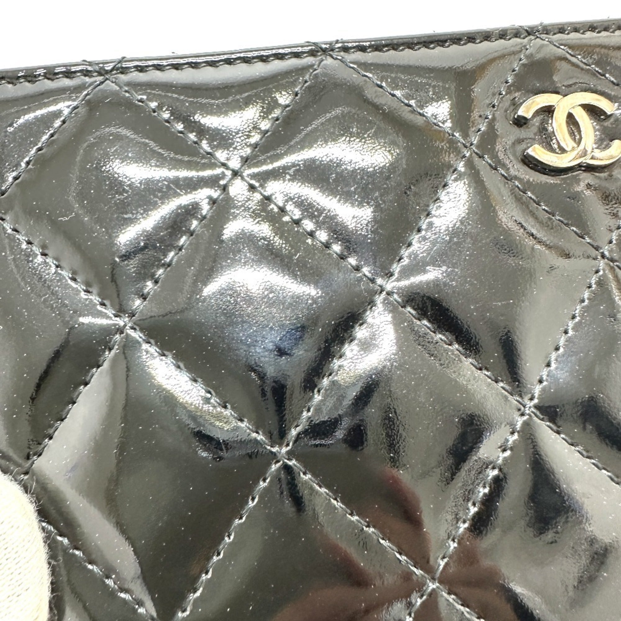 Chanel Black Leather Long Wallet (Bi-Fold) (Pre-Owned)