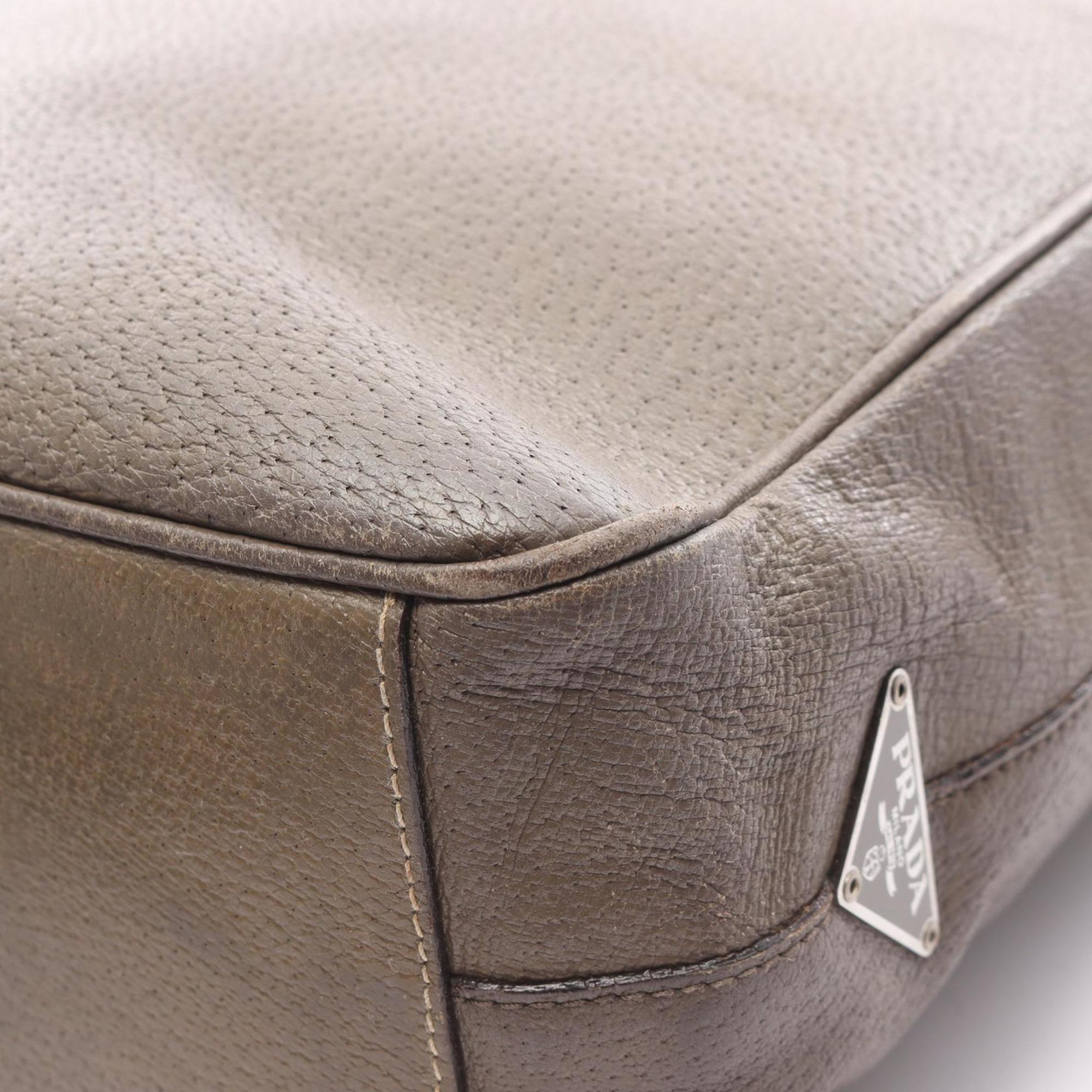 Prada Brown Leather Shoulder Bag (Pre-Owned)