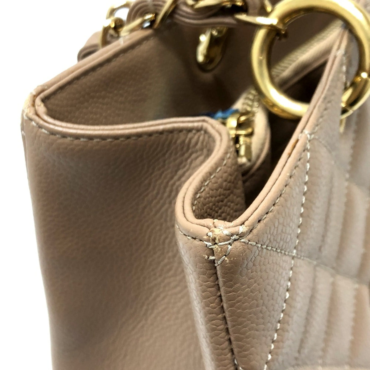 Chanel Beige Leather Shoulder Bag (Pre-Owned)