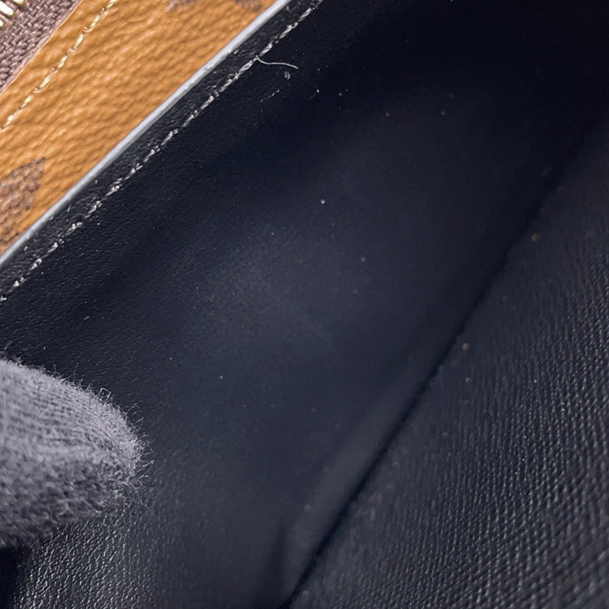 Louis Vuitton Monogram Reverse Black Noir Monogram Reverse Long Wallet (Bi-Fold) (Pre-Owned)