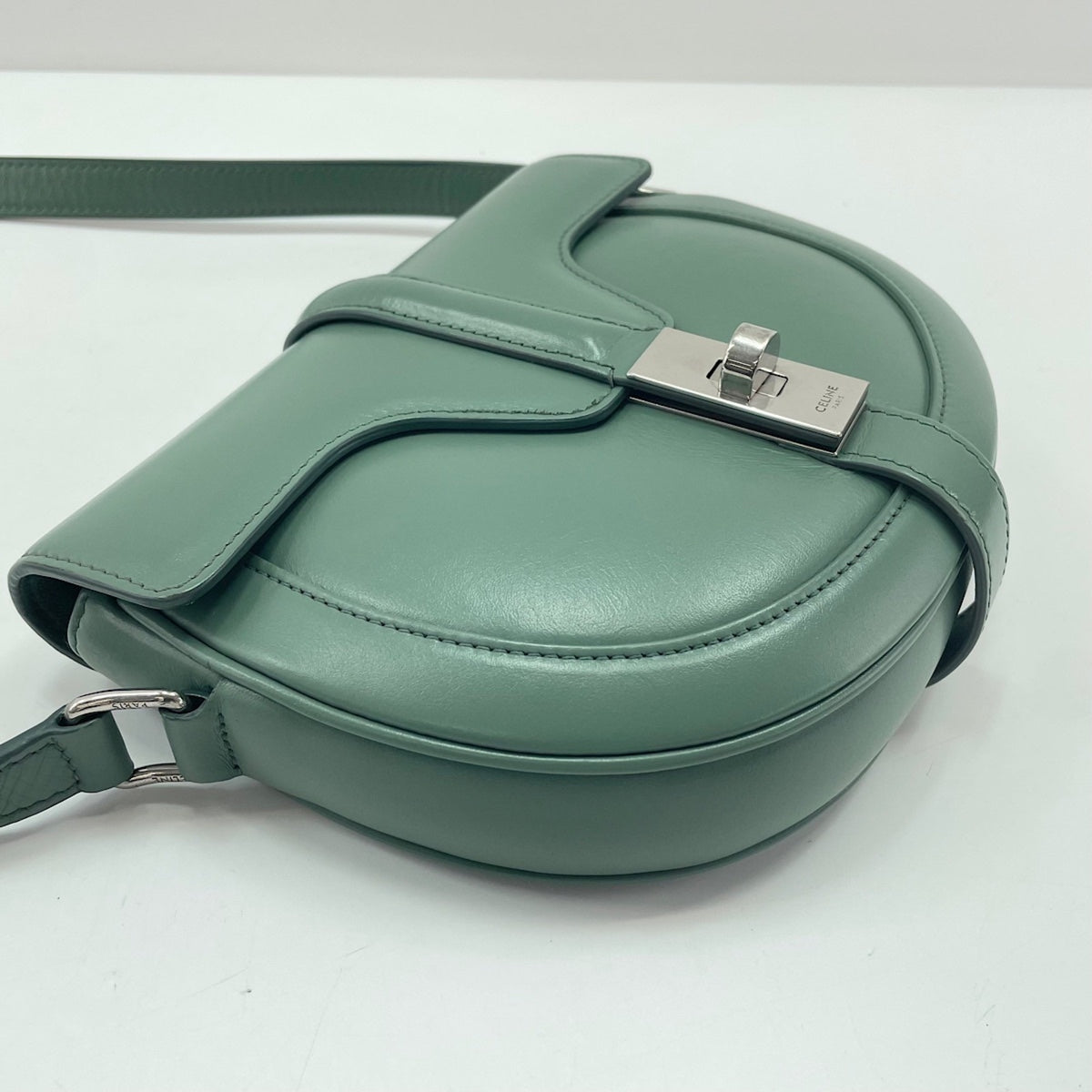Celine Green Shoulder Bag (Pre-Owned)