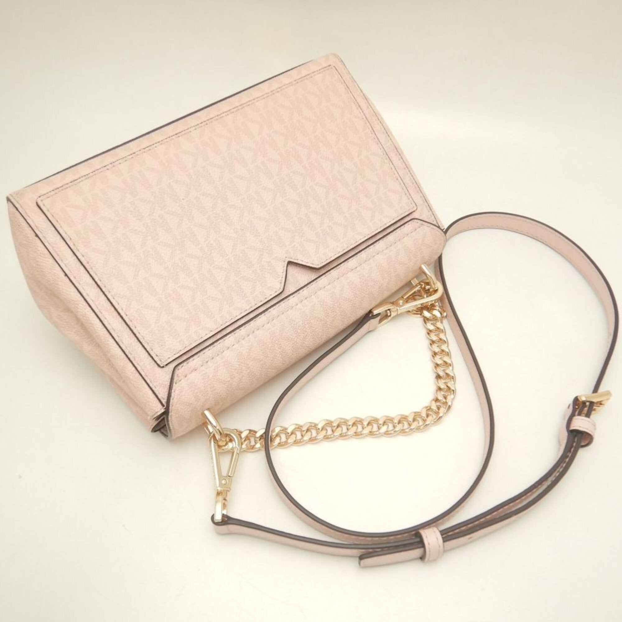 Michael Kors Pink Coated Canvas Shoulder Bag (Pre-Owned)