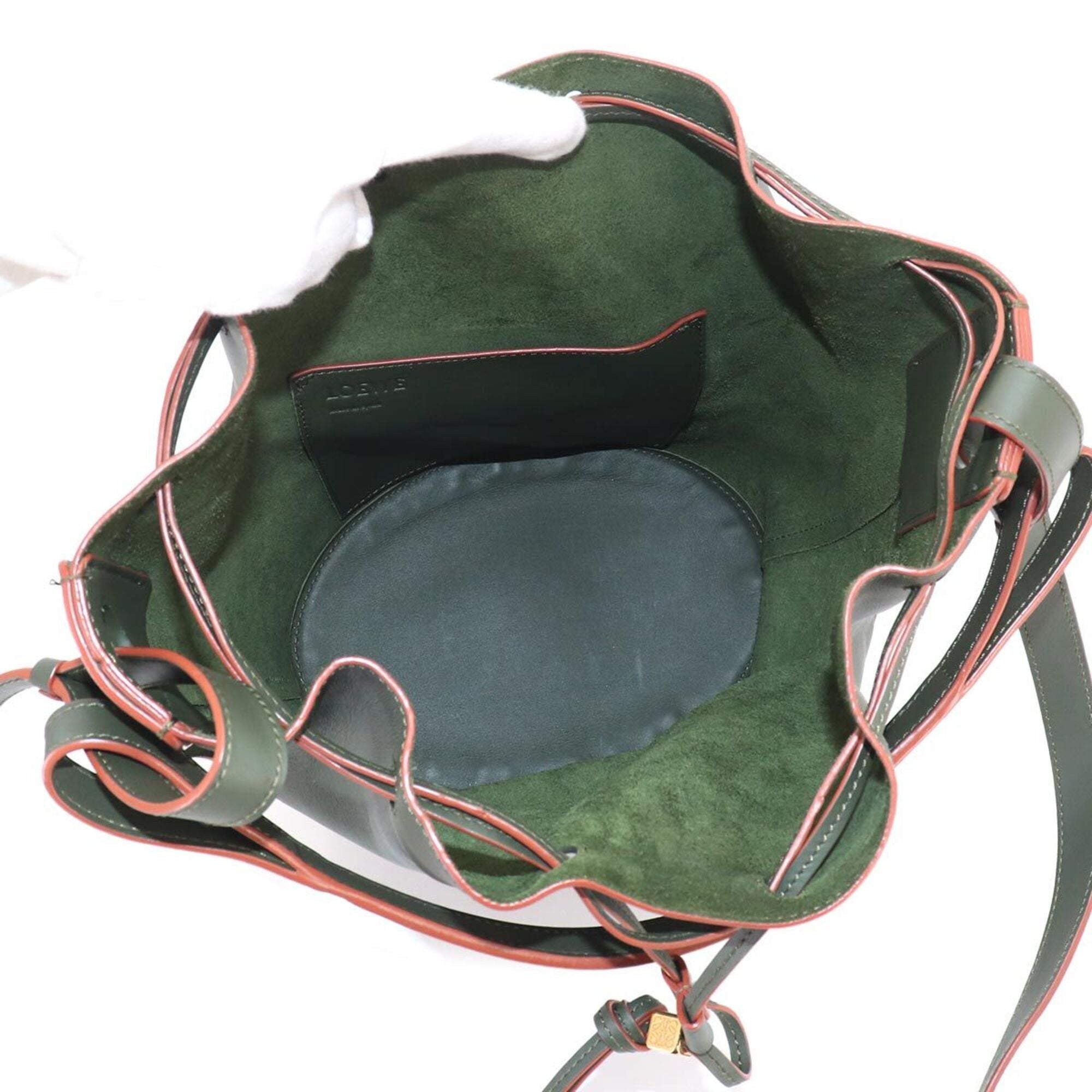 Loewe Green Leather Handbag Shoulder Bag (Pre-Owned)