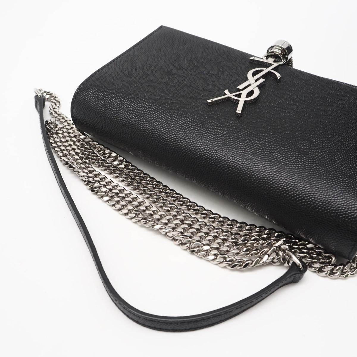 Yves Saint Laurent Black Leather Shoulder Bag (Pre-Owned)