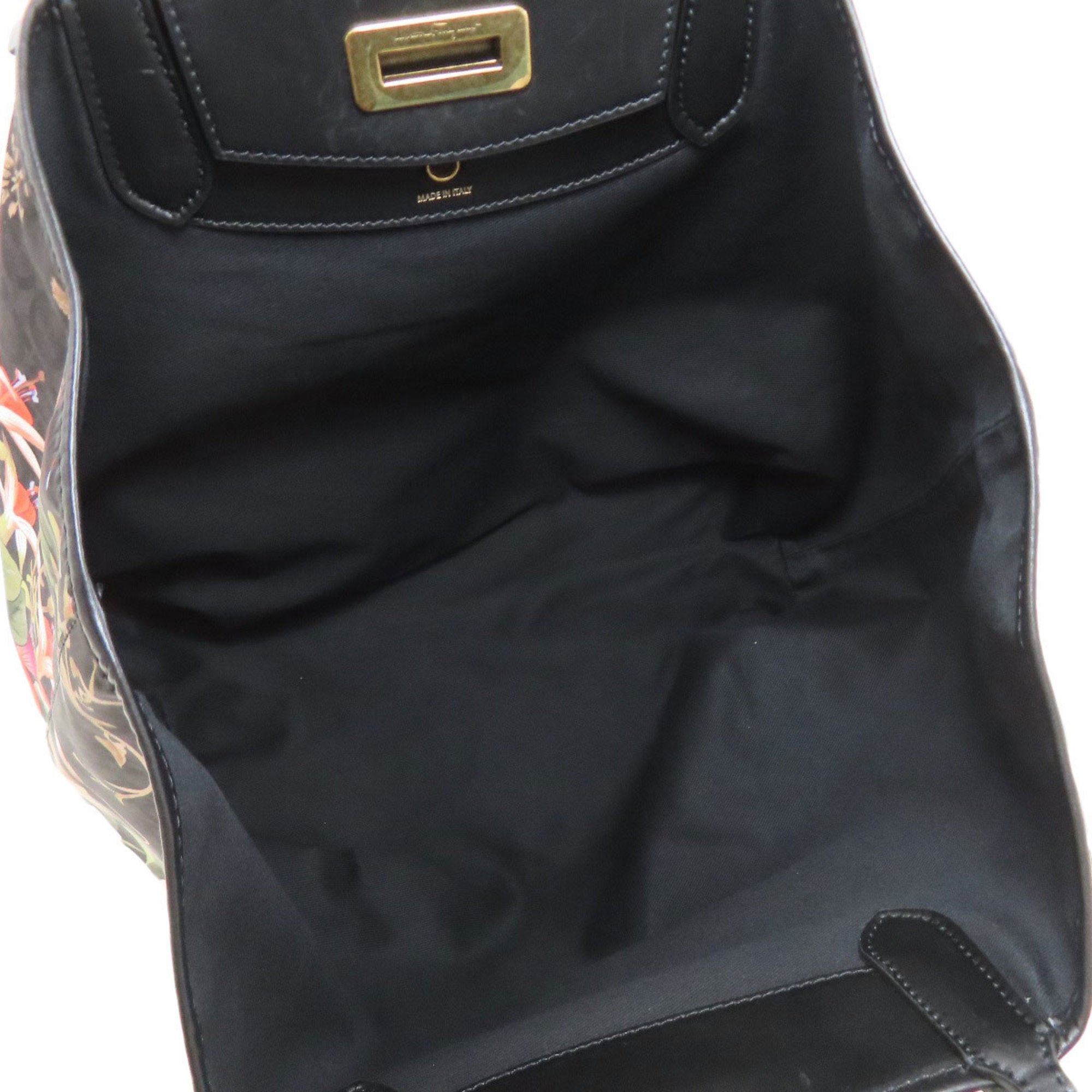 Salvatore Ferragamo Black Nylon Tote Bag (Pre-Owned)