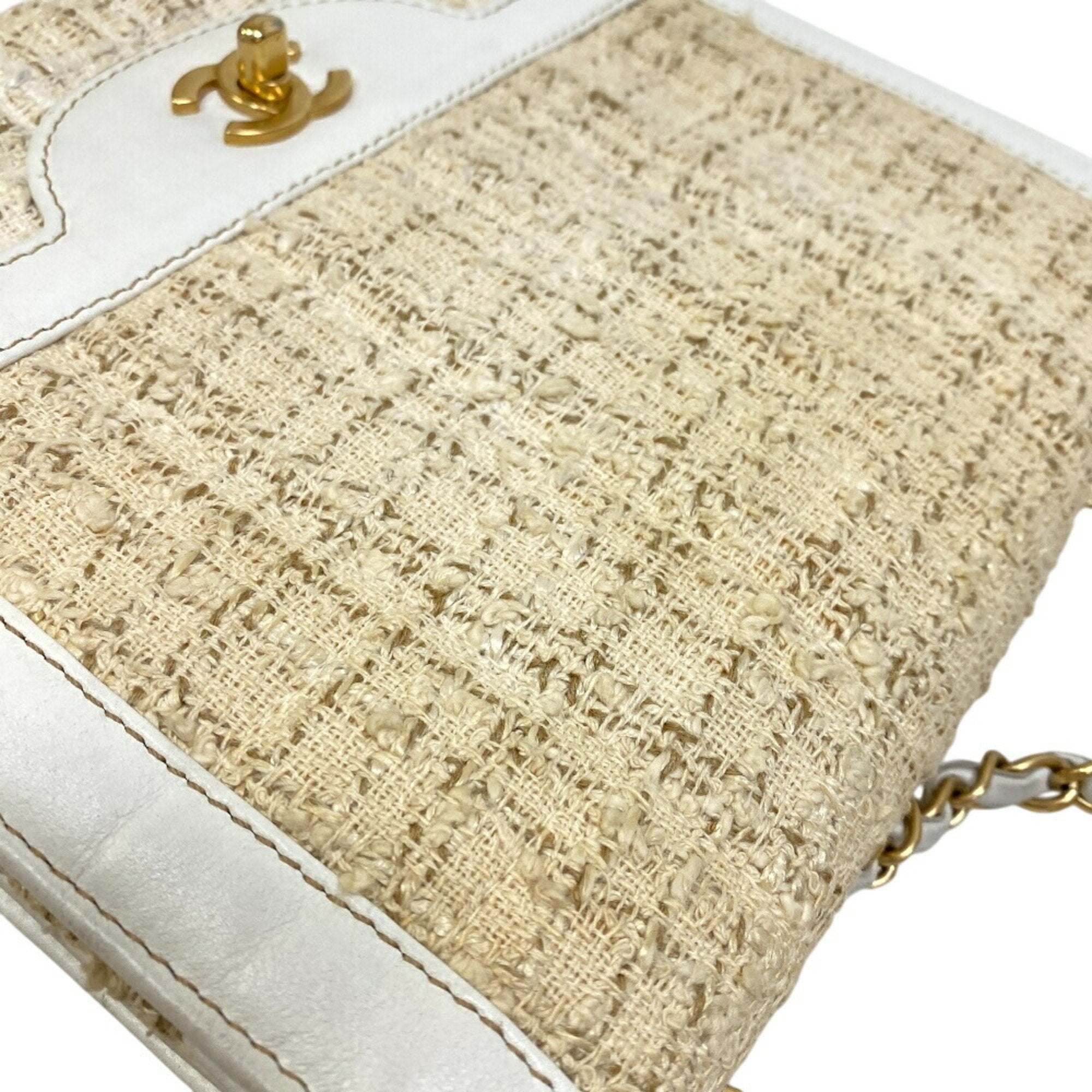 Chanel Beige White Tweed Leather Shoulder Bag (Pre-Owned)
