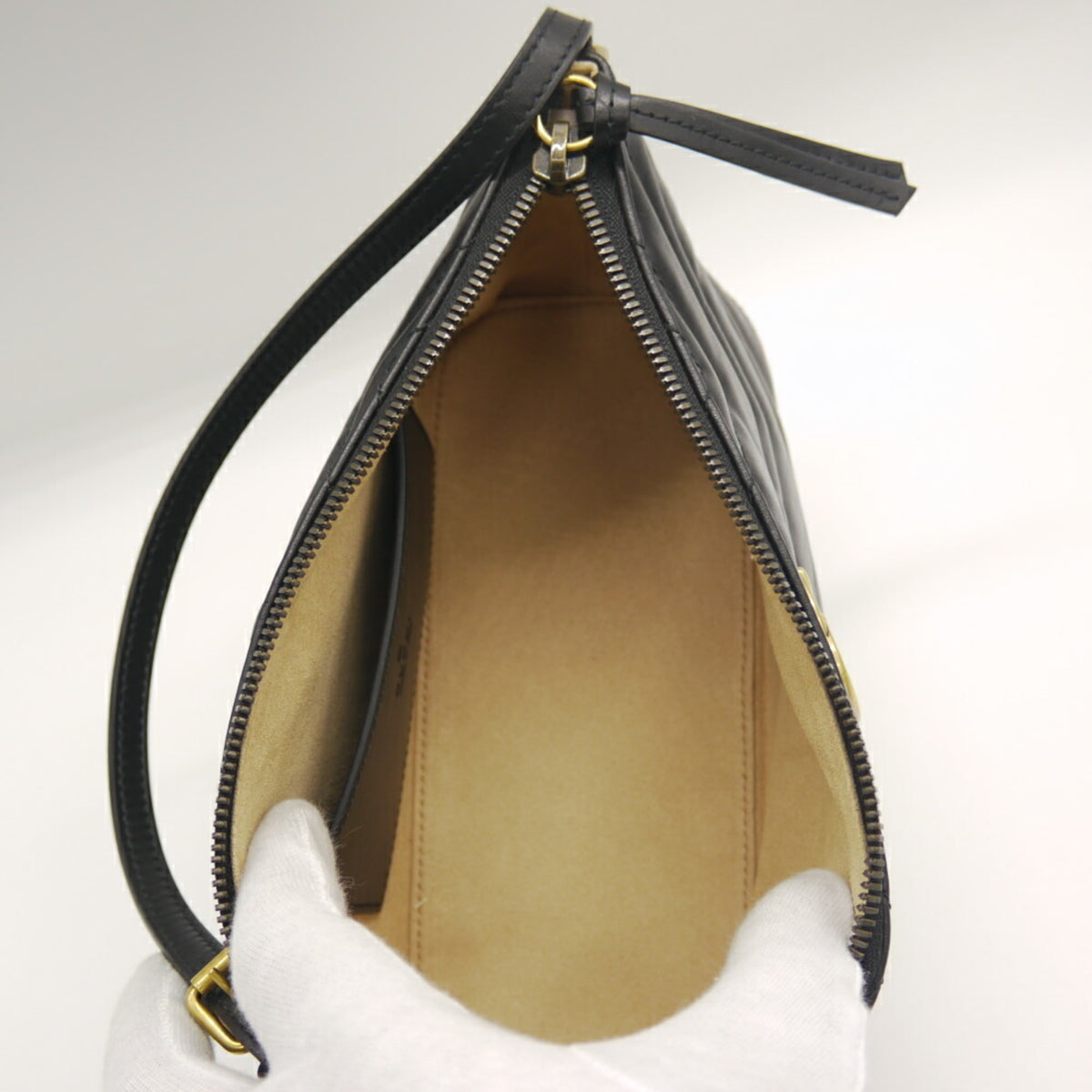 Gucci Black Leather Handbag (Pre-Owned)