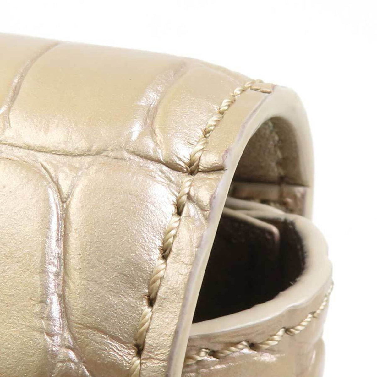 Mcm Gold Leather Shoulder Bag (Pre-Owned)